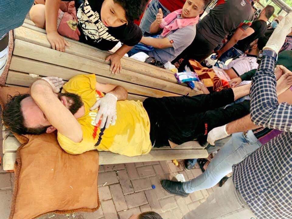 صوت الغزالية بابا بابا ها بابا بابا هذا معلم مالتنا بايت بالشارع لا بابا وين اكو هيجي شي والله بابا تعال شوف صورته وينه ابني