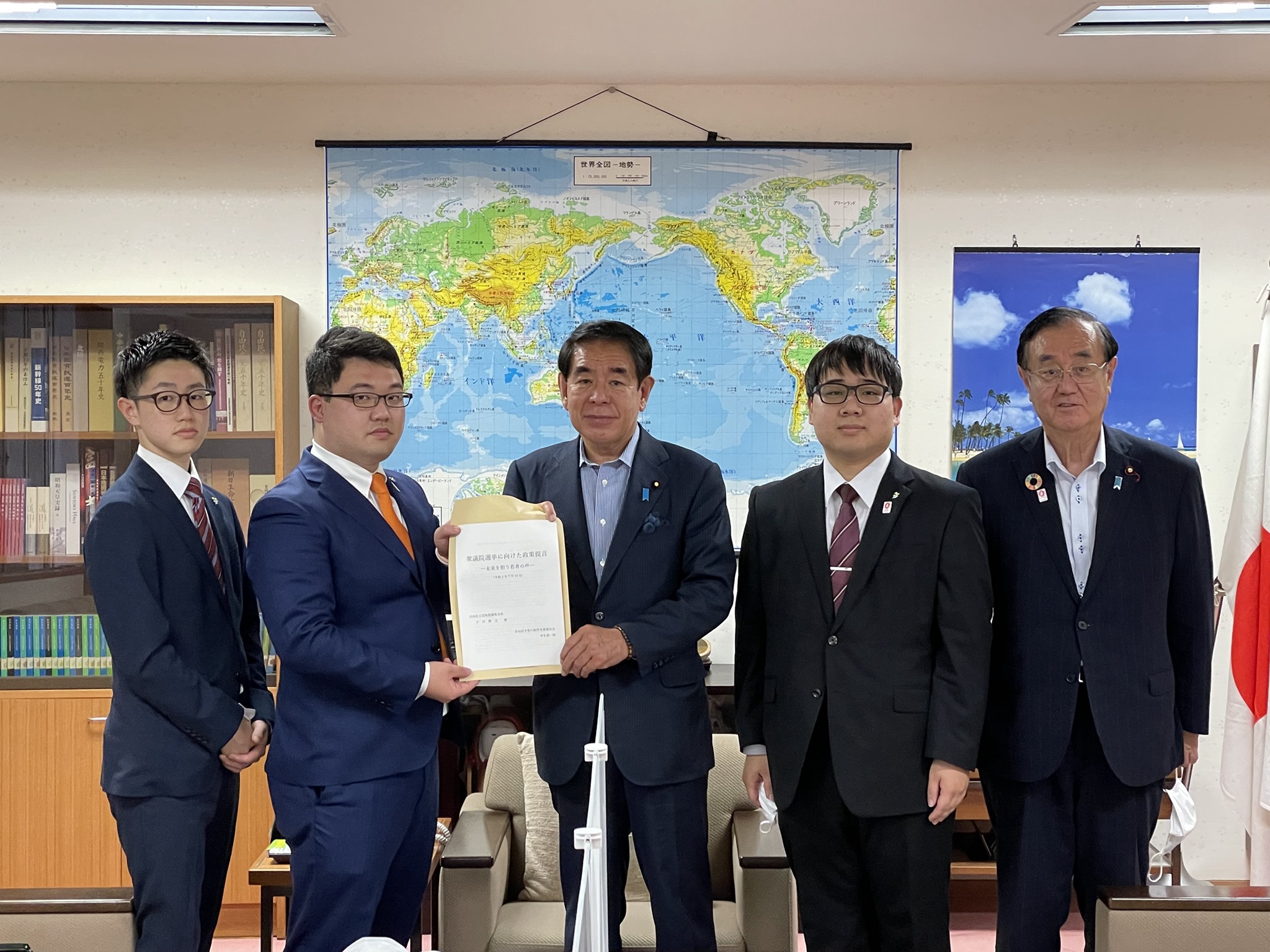 自由民主党 大阪府支部連合会 自民党大阪府連では 次期衆院選大阪府第15選挙区選挙の候補者を公募することになりまし Facebook