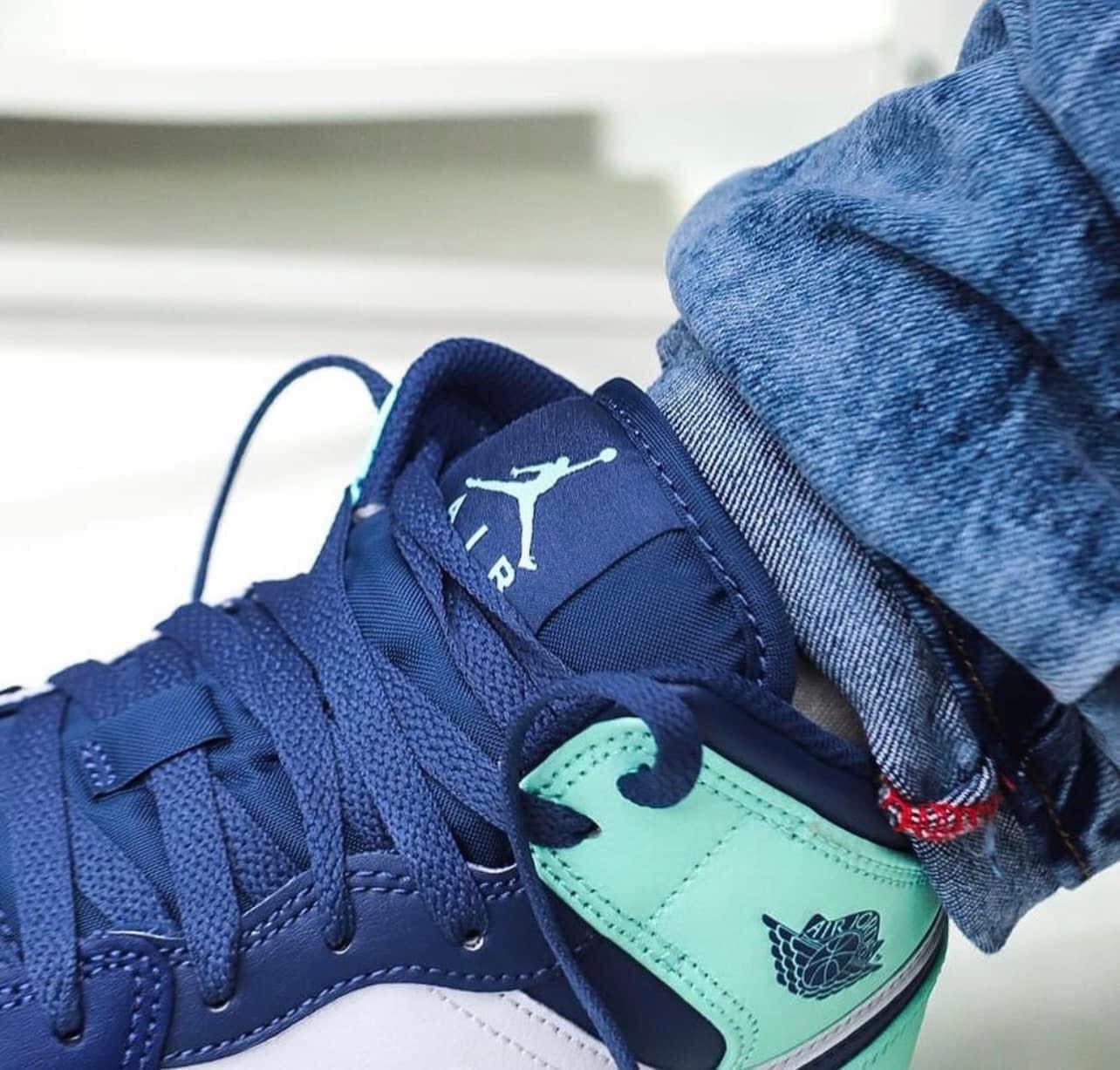 DETAILED LOOK: Air Jordan 1 Retro Low OG 