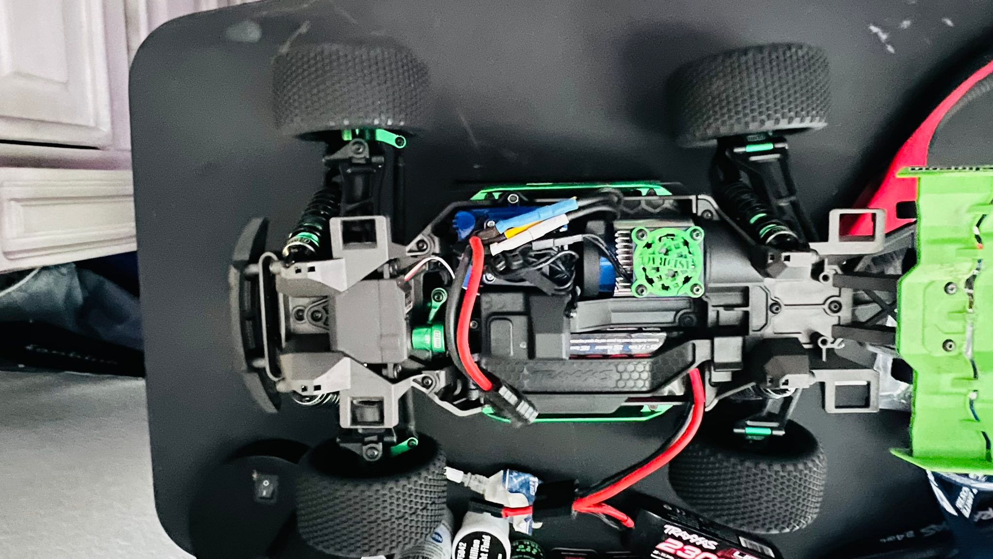 GPM TXMSZSP1BOC Piastre Sci In Acciaio Per Traxxas MAXX | Tuning Completo