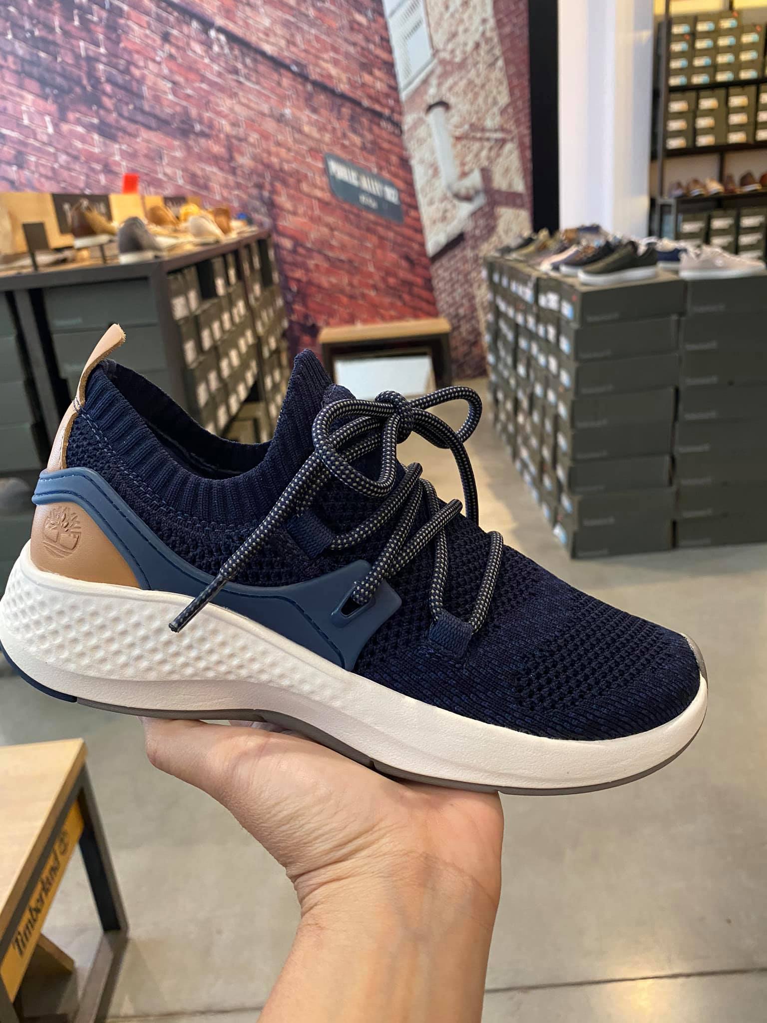 Sneaker... - Premium Outlet Ayutthaya พรีเมี่ยมเอาท์เล็ทอยุธยา | Facebook