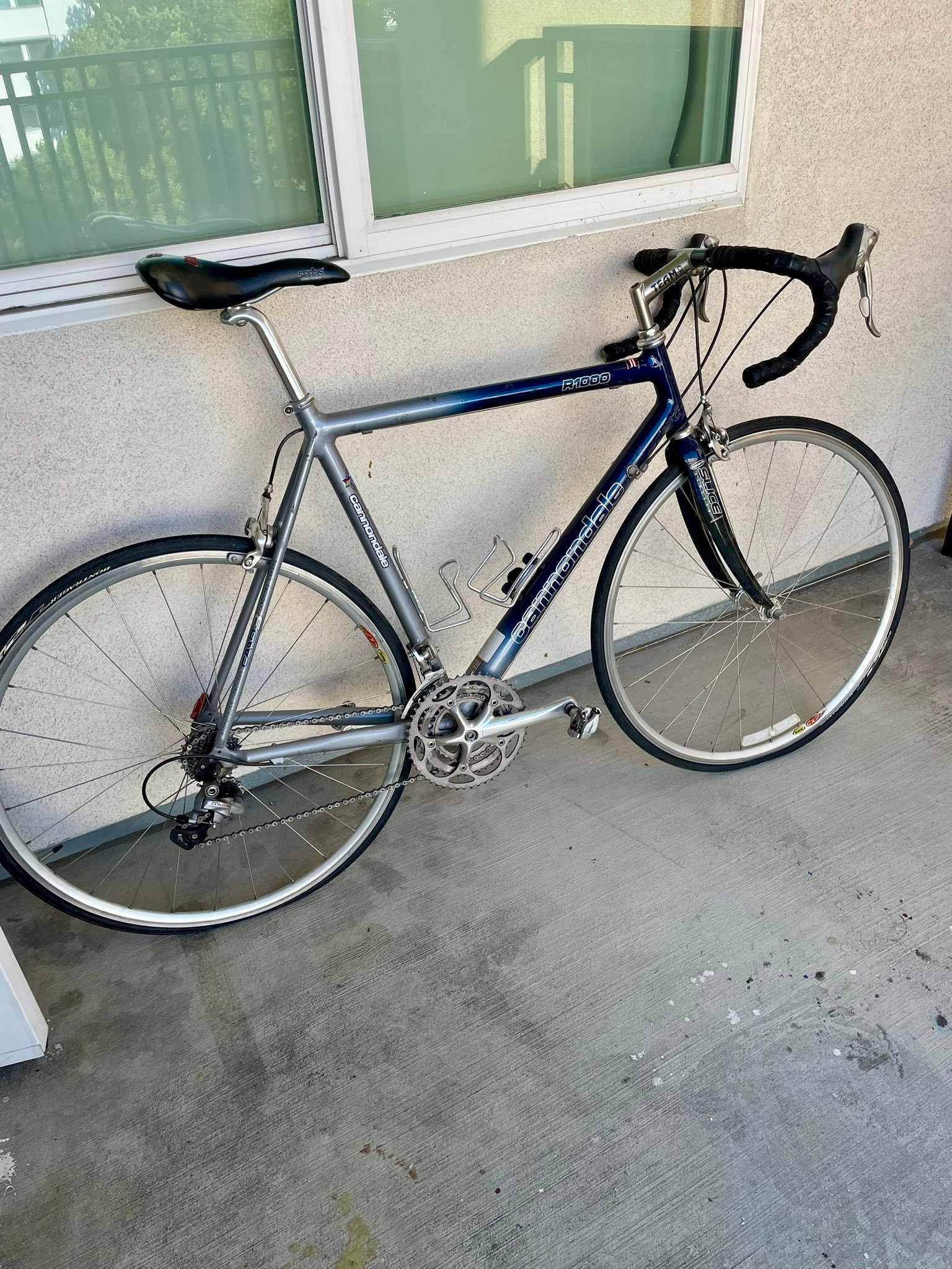 Restoring a 1998 Cannondale R1000 road bike