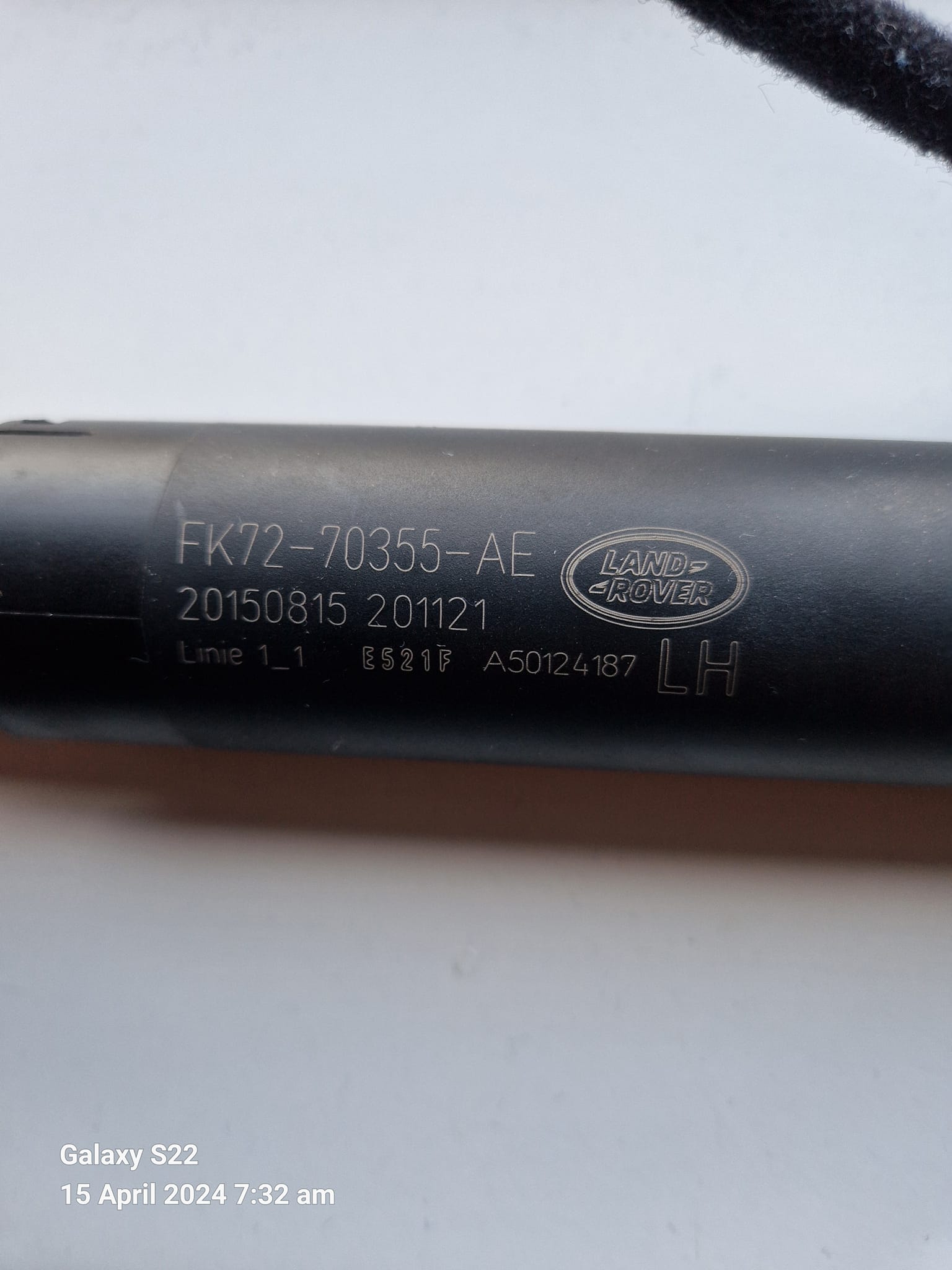 Pair Rear Shock Absorbers For Land Rover LR2 2008-2012 HSE 3.2L – TOPAZ – Left & Right
