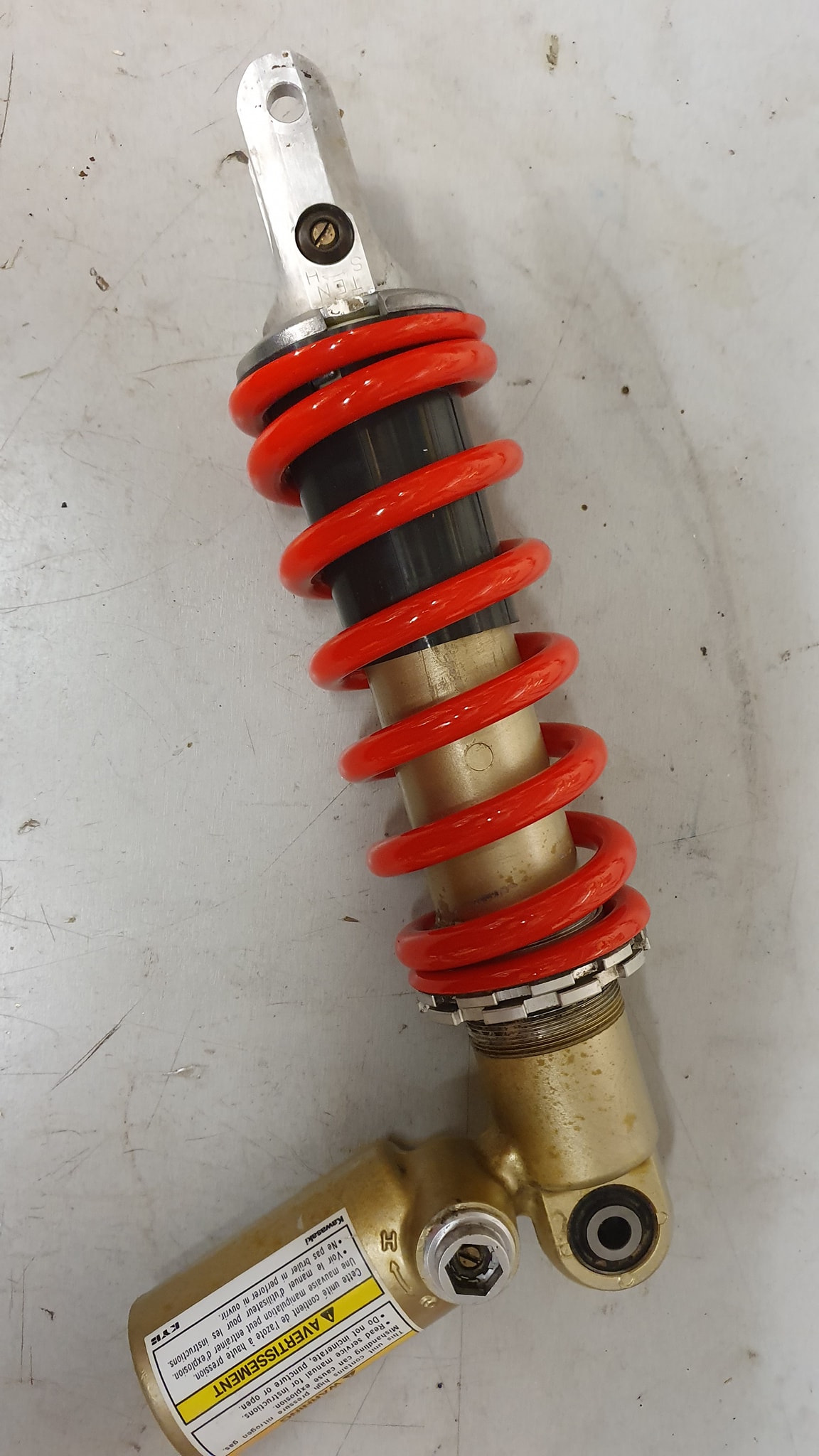 Kawasaki ZX-6R Rear Shock - A Spec Kit Link. Kit contains 2