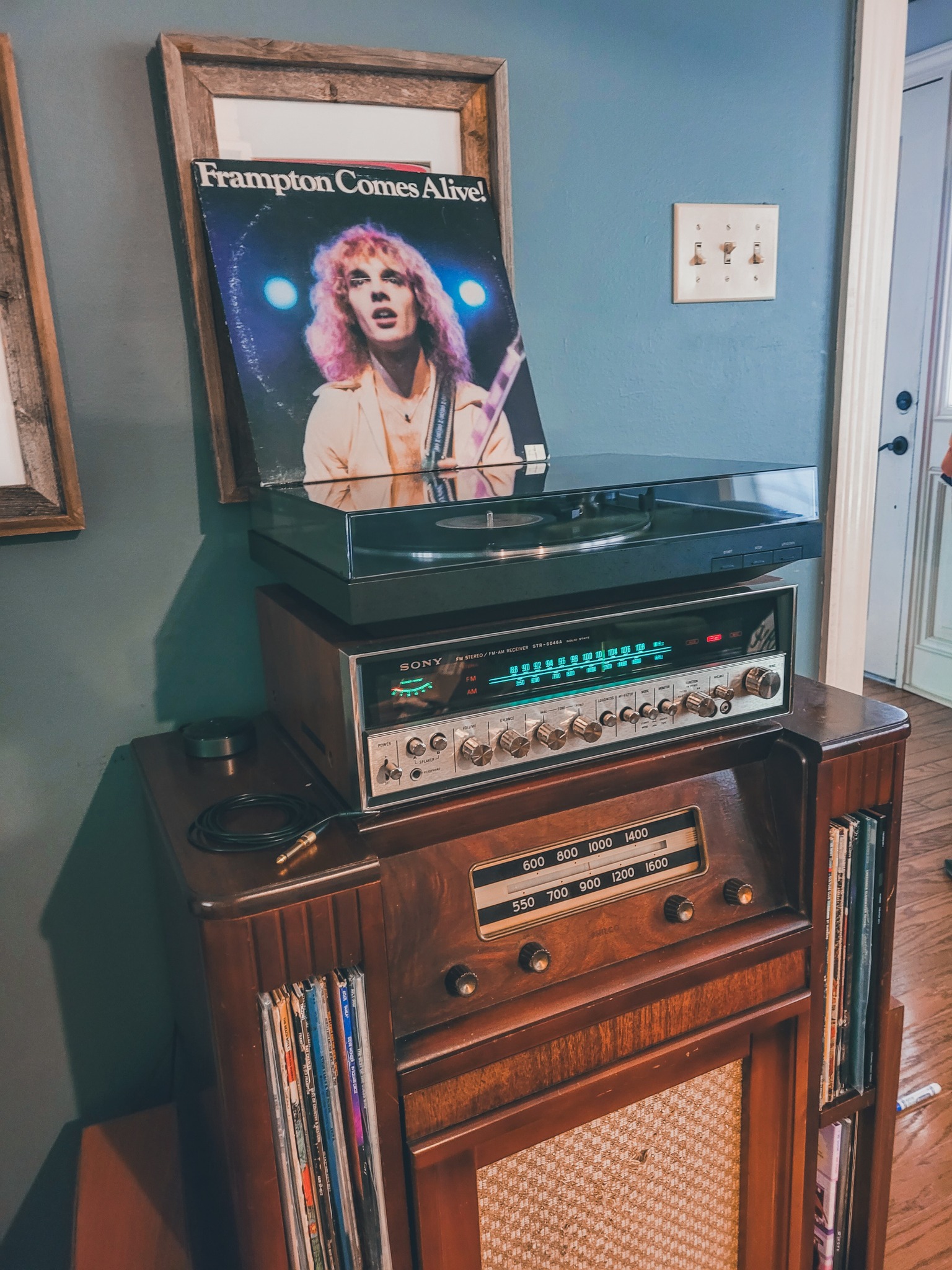 My first good SW receiver: a Sony TR-812, made in 1960.
