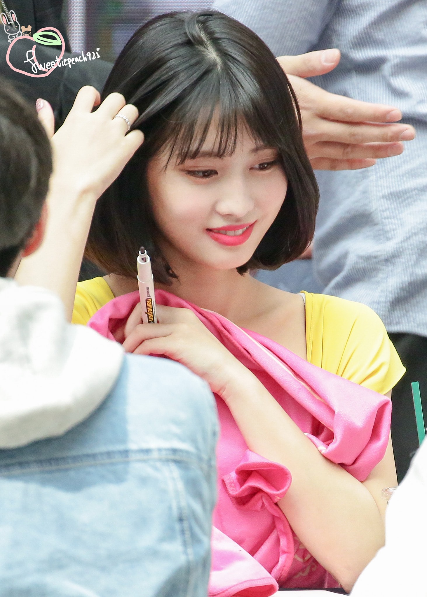 180429​ MOMO​ 🍑💛 Cr.​ @922Sweetiepeach​ #TWICE #트와이스 #MOMO