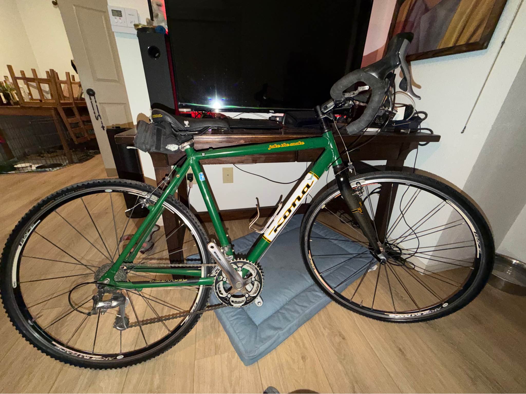 rennrad rahmen disc carbon Gravel Rennrad-Rahmensatz 700C 45/48/51/54CM Scheibenbremse Vorne 12x100mm Hinten 12x142mm Steckachsenrahmen Interne Verlegung Leichtgewicht(Black,45CM) Sport & Freizeit 4K Drone Jersey Size:Men's 3X-Large Manuel Neuer Adidas Predator