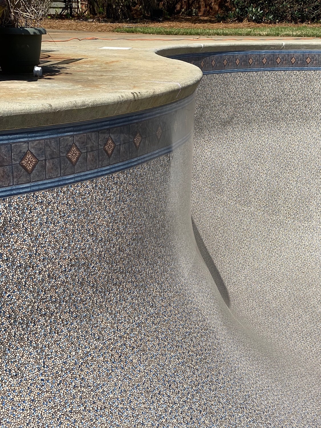 Tara Pools - Our luxurious new Valencia pattern is a...