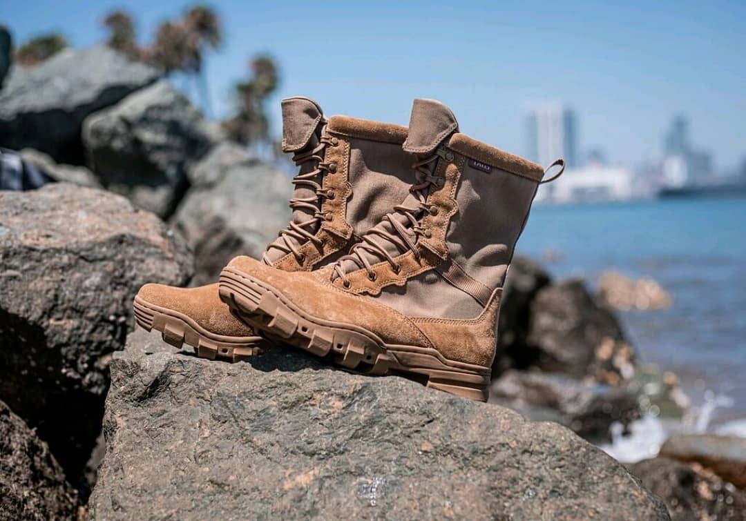 LALO Shadow UCB (AR670-1) Coyote - a durable, lightweight boot