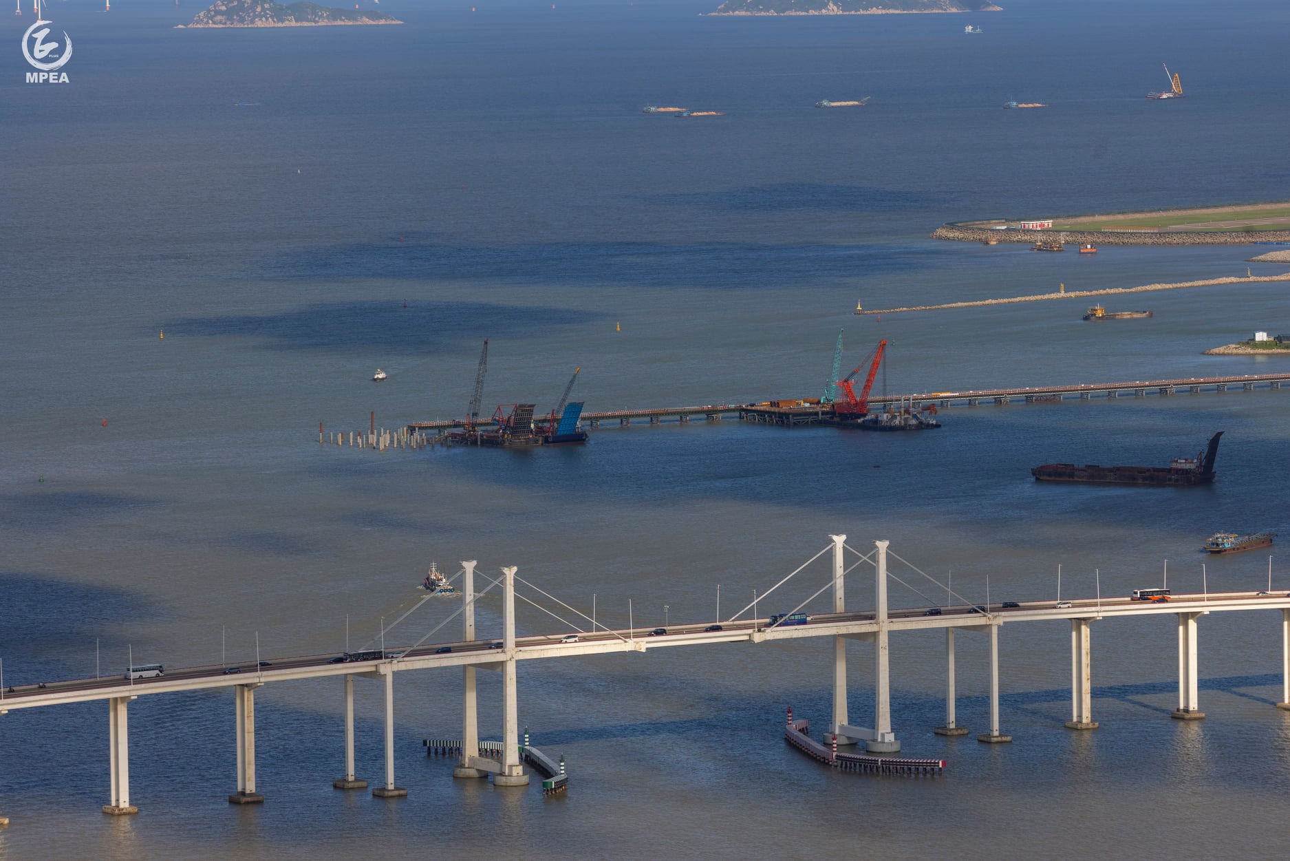 MPEA - 【小城影·話】澳氹第四條跨海大橋 #一齊來欣賞這個角度的跨海大橋👀... | Facebook