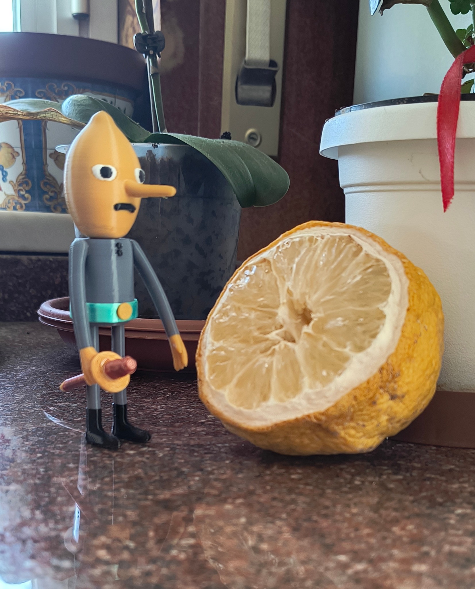 This lemon is in UNACCEPTABLEEEEEEEE CONDITIOOOOOOOOOOOOOOOON