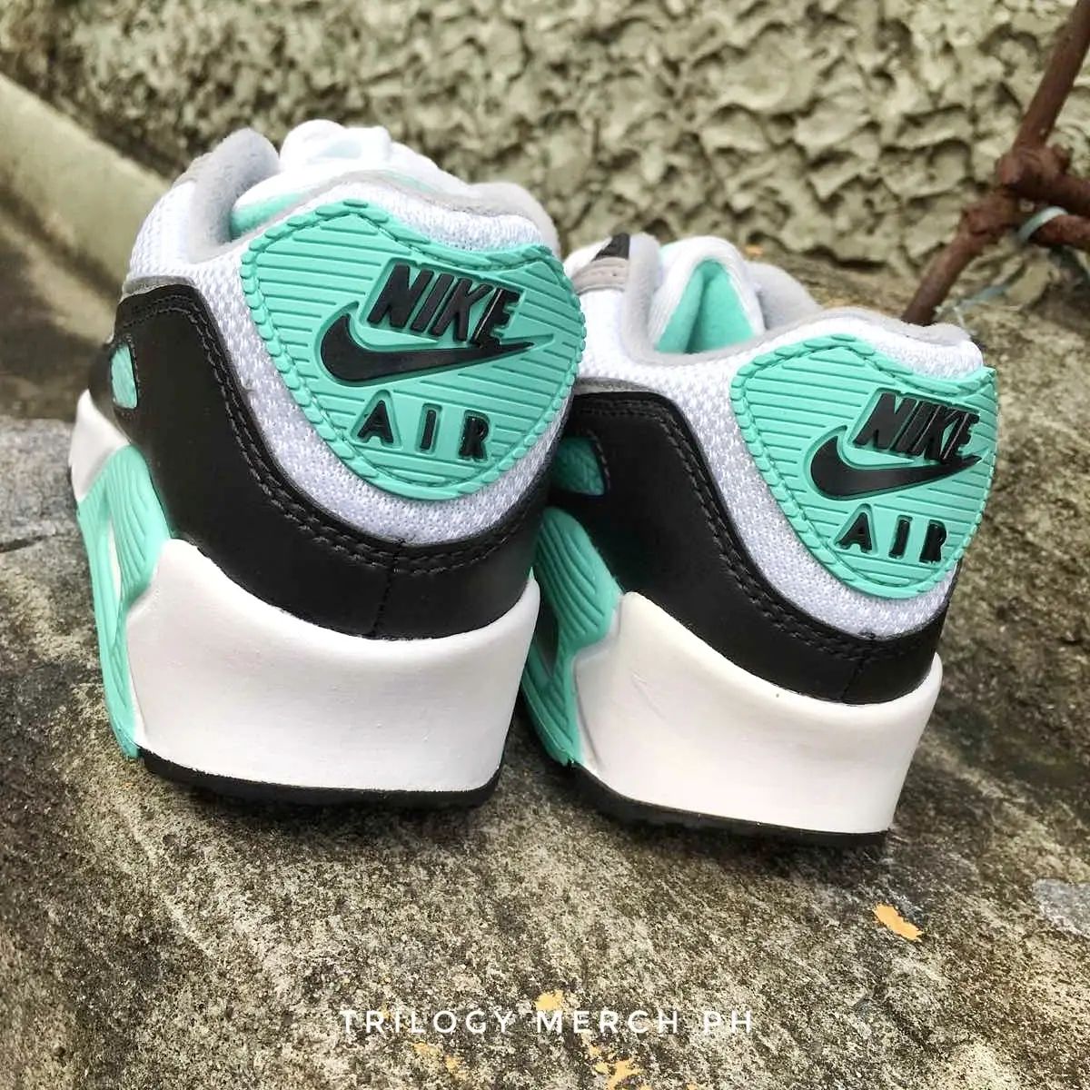 Nike Air Max 90 (Hyper Turquoise) ?? Women