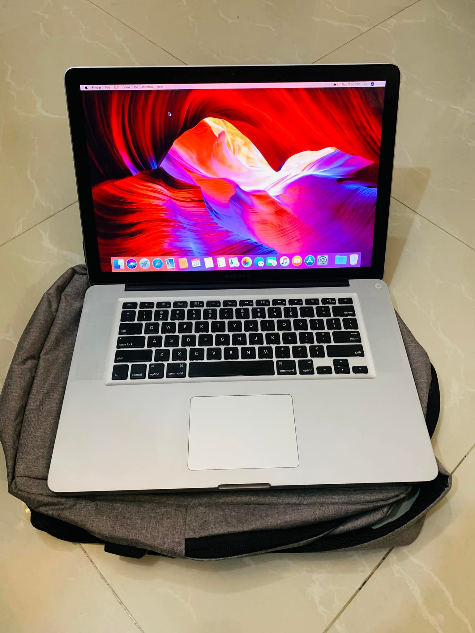 Selling this 2011-Mint Apple Macbook Pro, Without a Charger(but my 