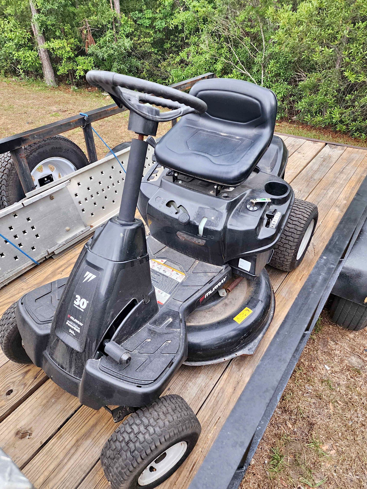 Murray 30 inch cut riding lawn mower - Lawn Mowers - Lynn Haven ...
