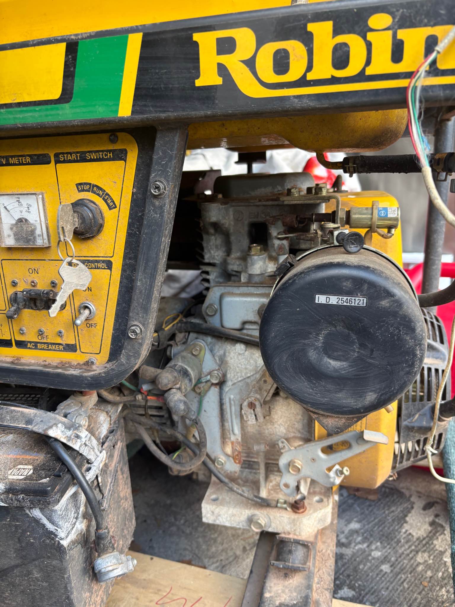 Generator Robin RGV 6100 sold as is untested (needs repair ...