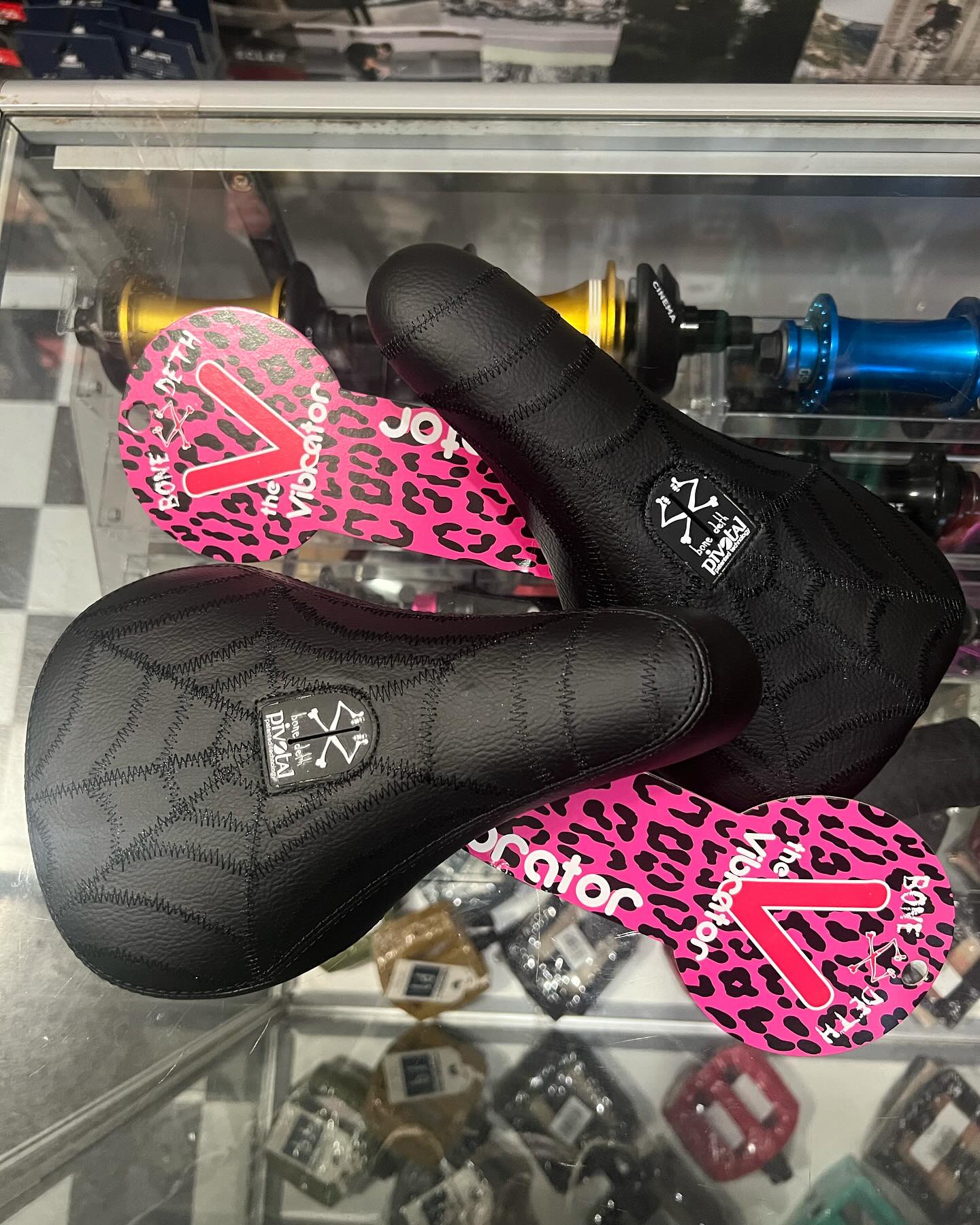 bone_deth Spider Leather Slim & Mid seats ?️ Available in store 