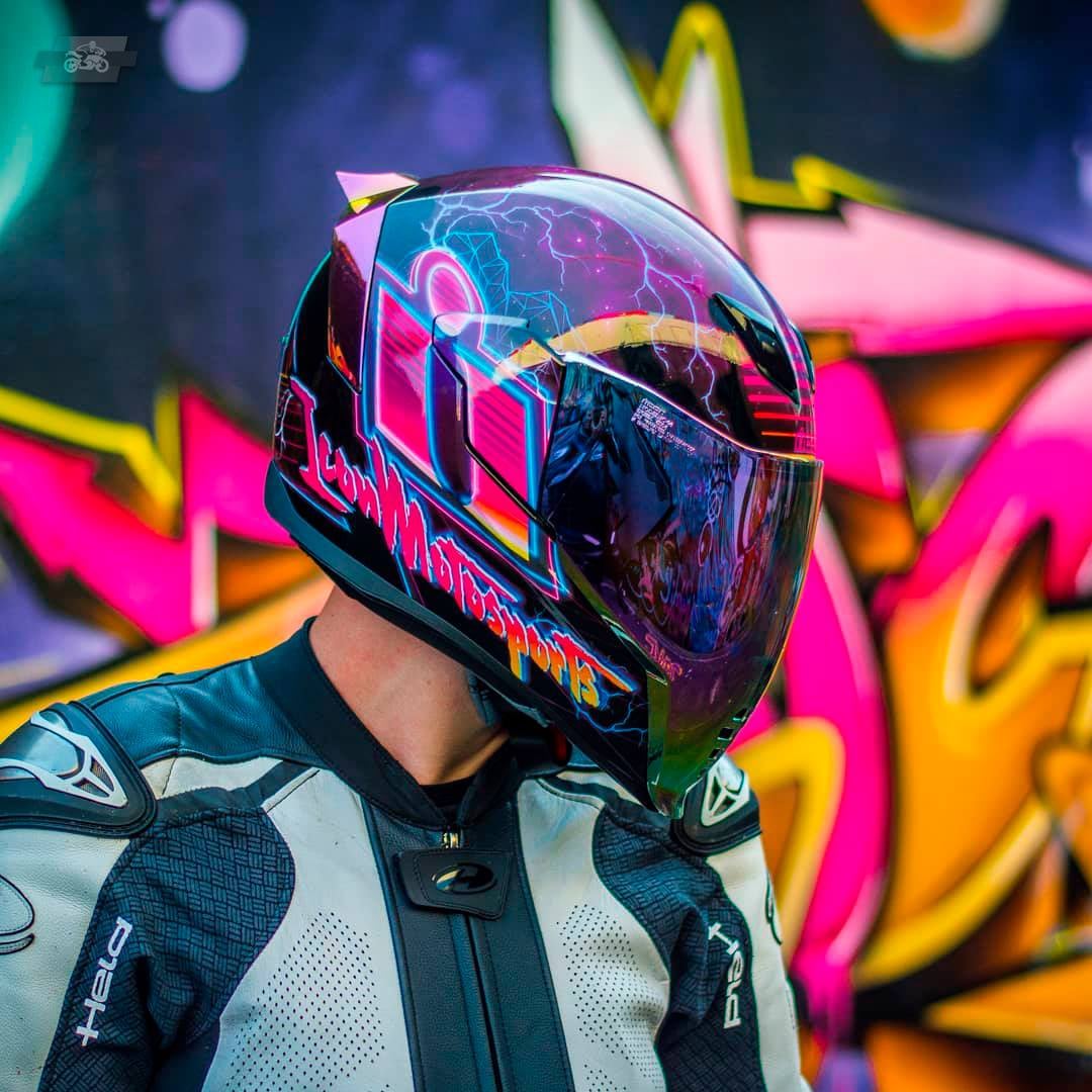 ICON AIRFLITE Synthwave 📌 Carcasa en Policarbonato por Inyección