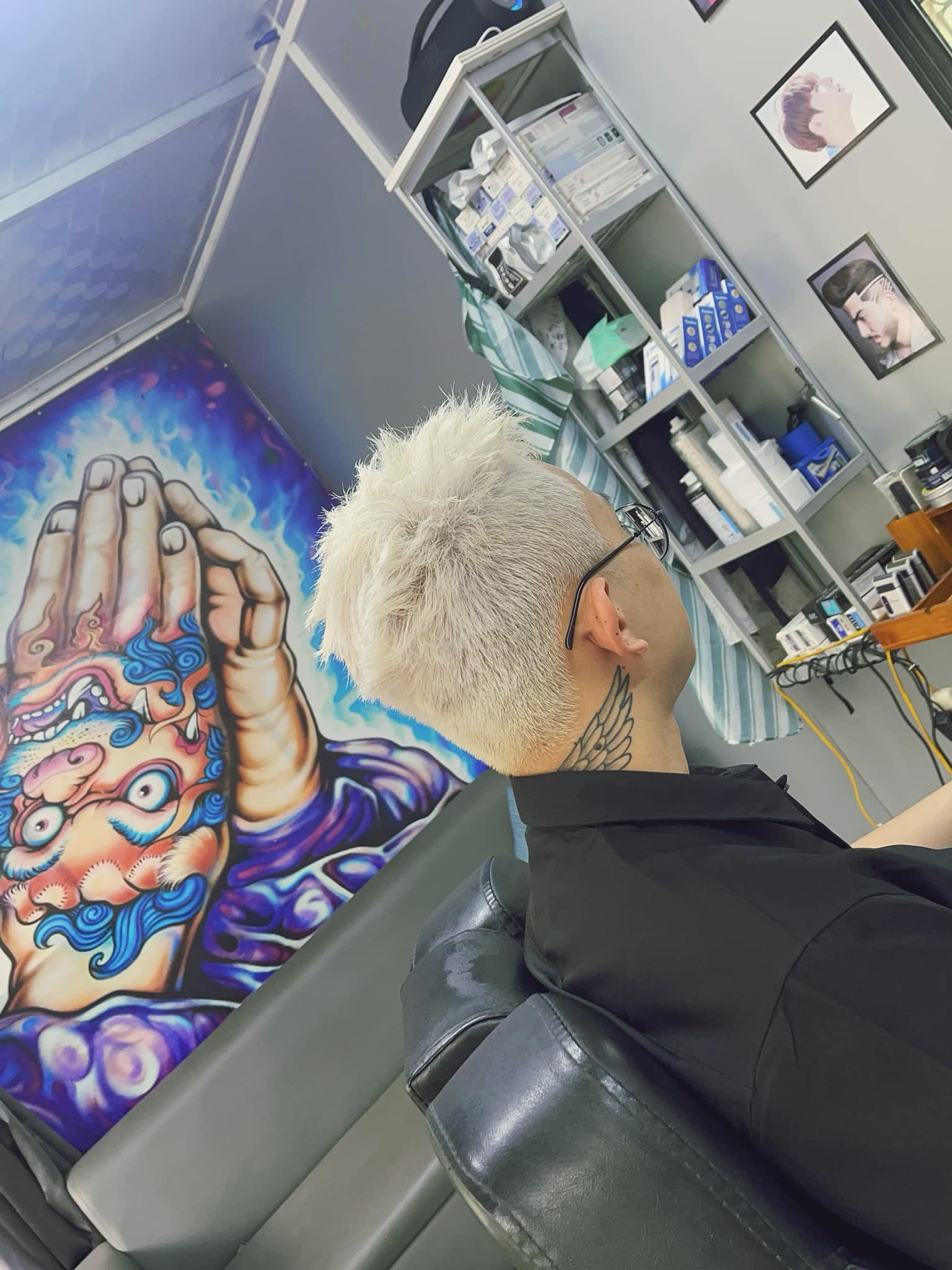 Hiếu BarBer Shop | Cai Rong