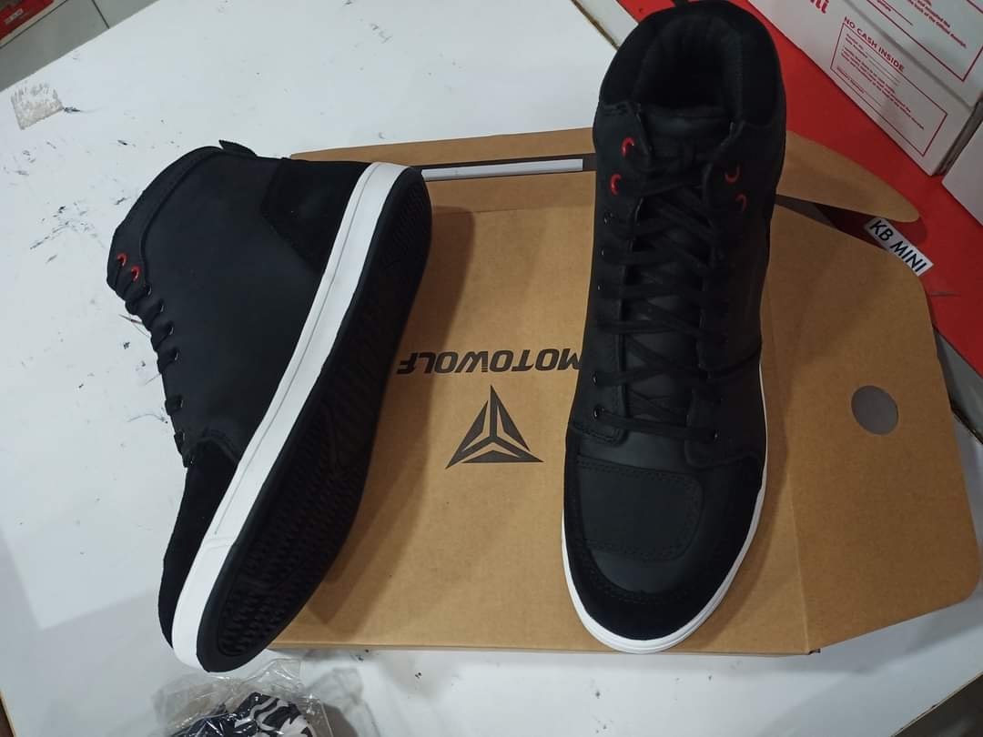 Dainese Raptors D-WP Shoes The foot comfort and total control