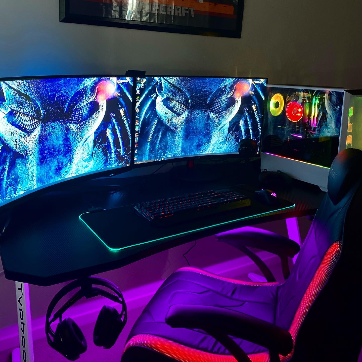 😍 Corey’s gaming setup, with a... - Cataclysm Computers