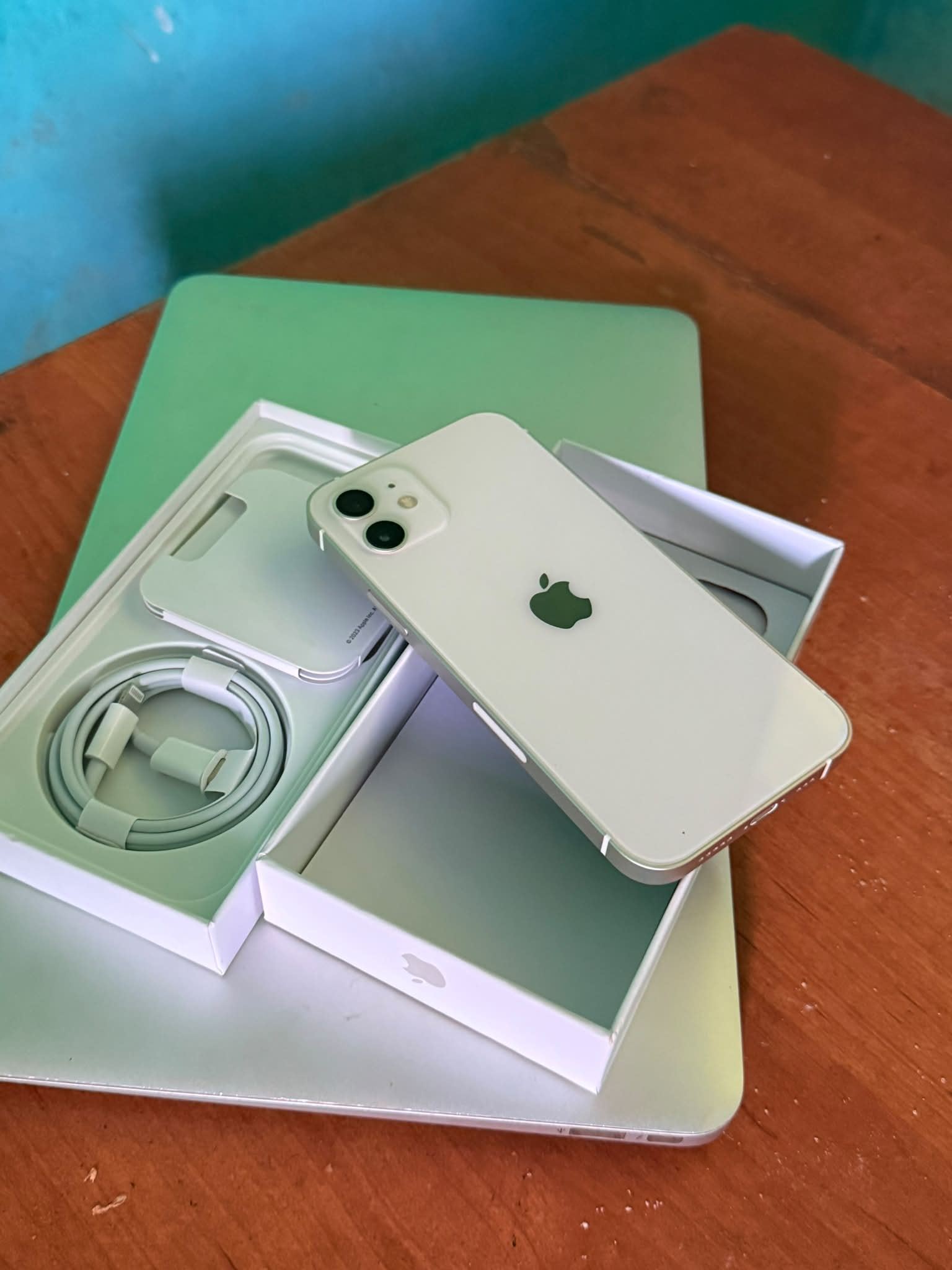 iPhone 12 64gb✓