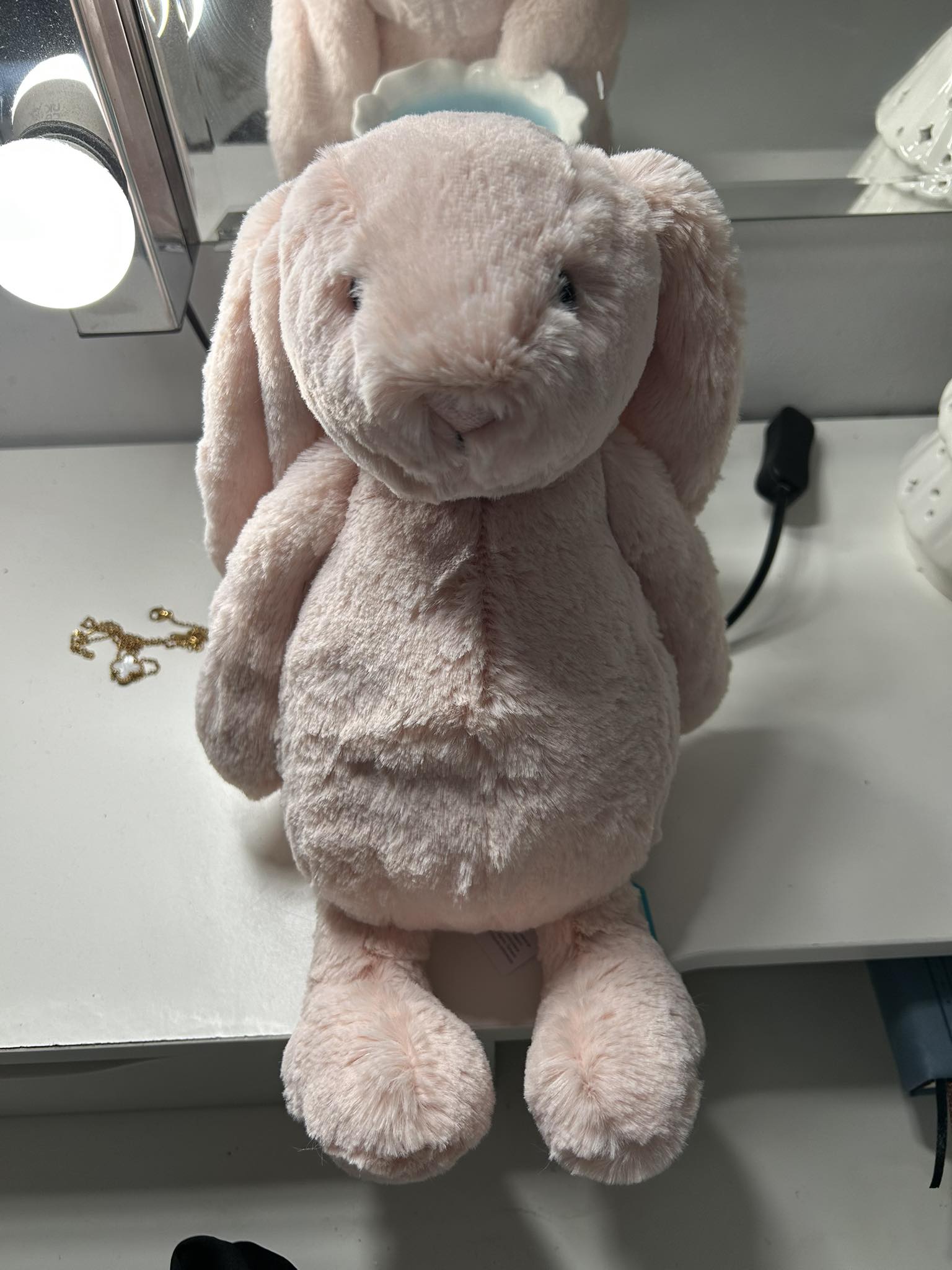 Is this bashful bunny blush or pink?