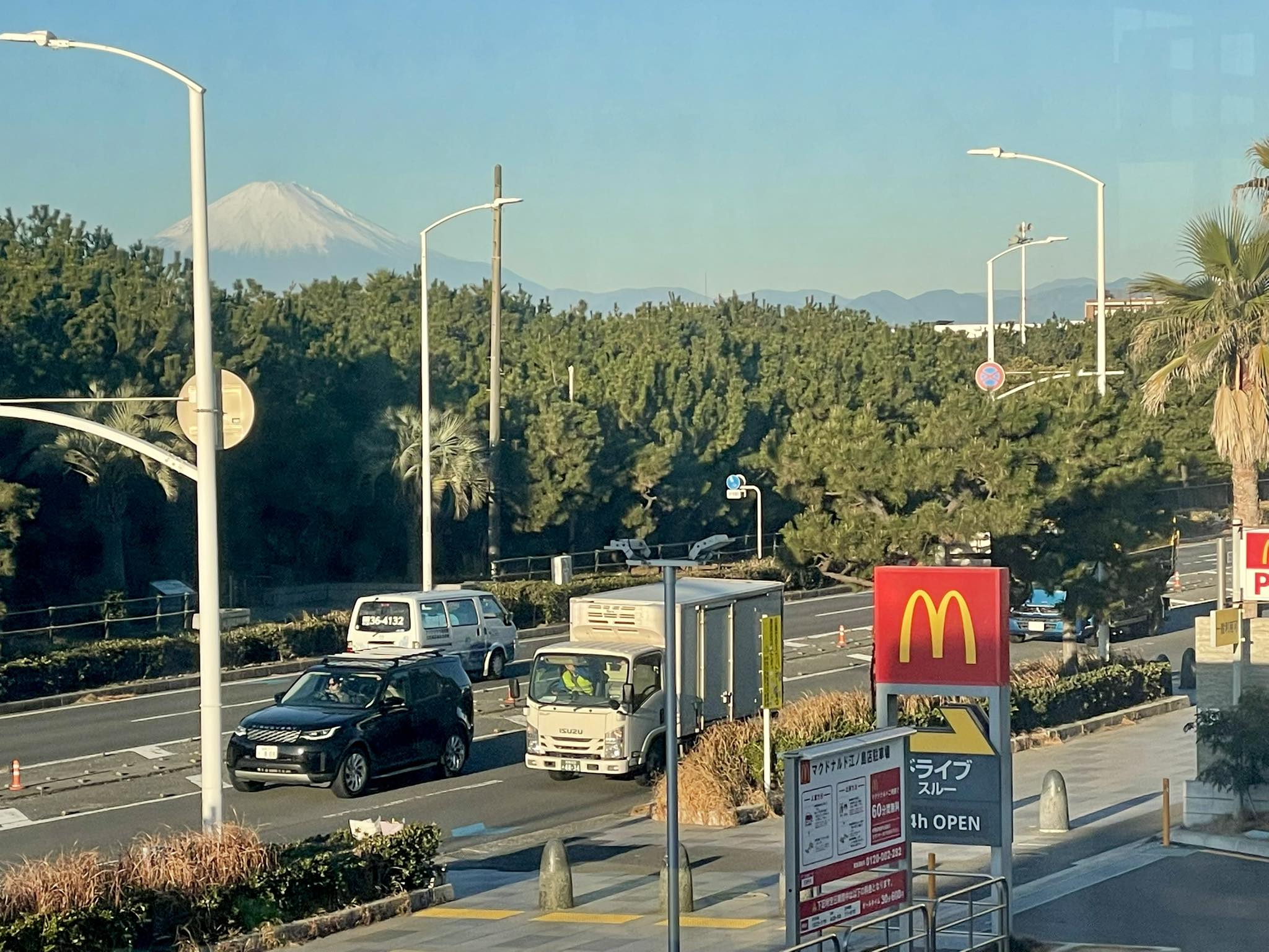 マクドナルド 江の島 店
