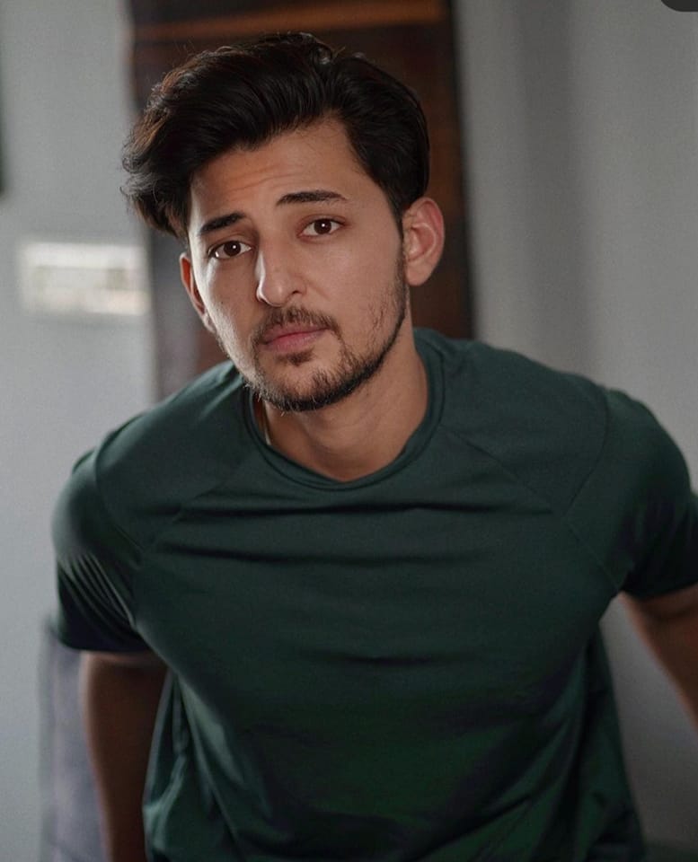 Darshan Raval | Facebook