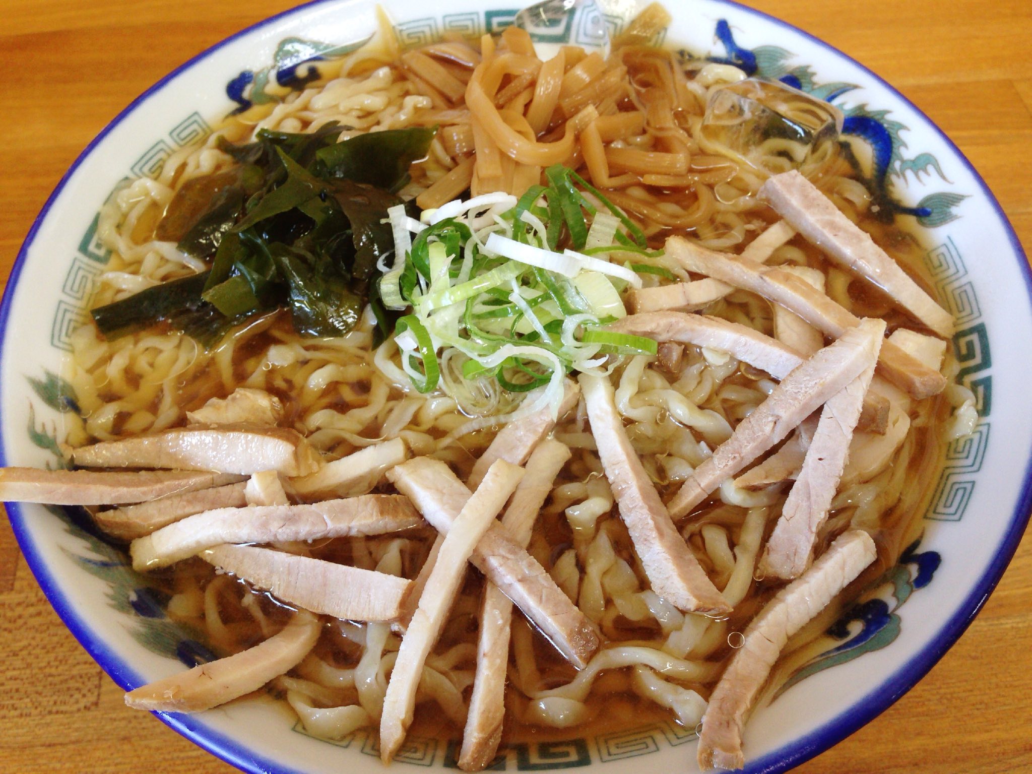 ケンちゃんラーメン 平田店 夏場は土曜〜月曜の週3日だけの営業 今日は