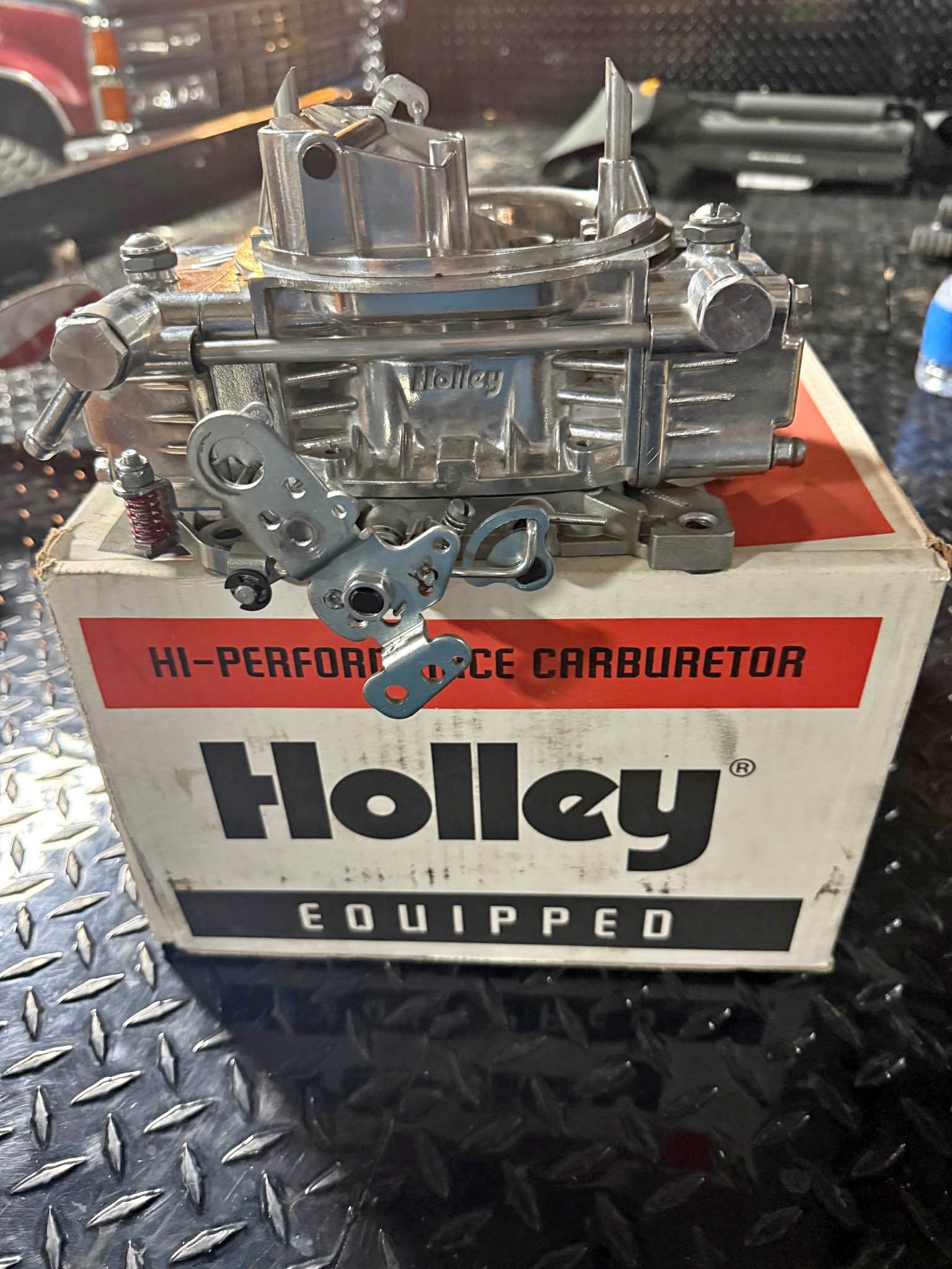 HOLLEY 600CFM STREET WARRIOR CARBURETOR WITH MANUAL CHOKE. - Car ...