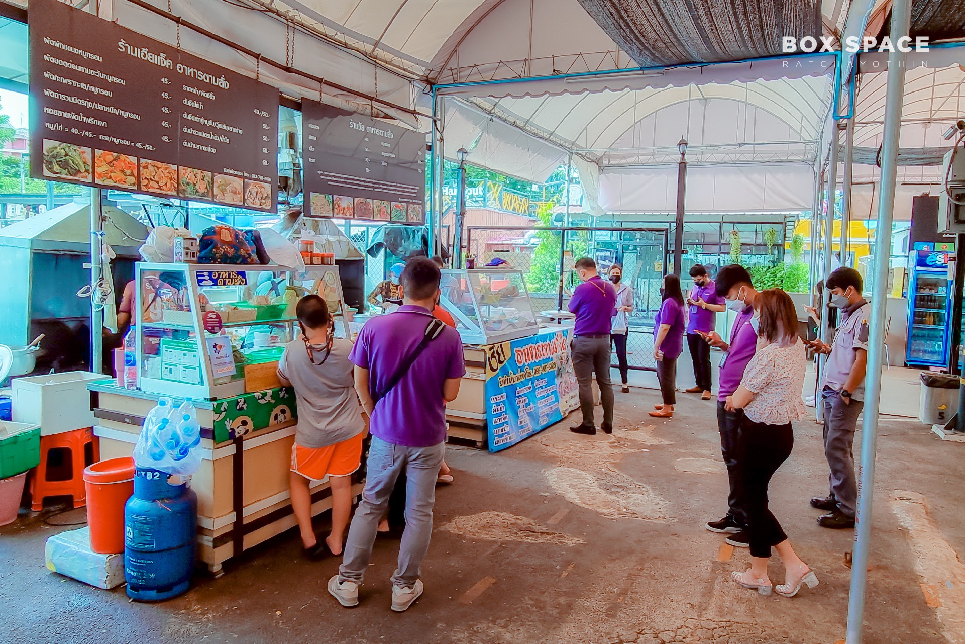 ศูนย์อาหาร ตลาด BOX SPACE... - BOX SPACE Ratchayothin | Facebook