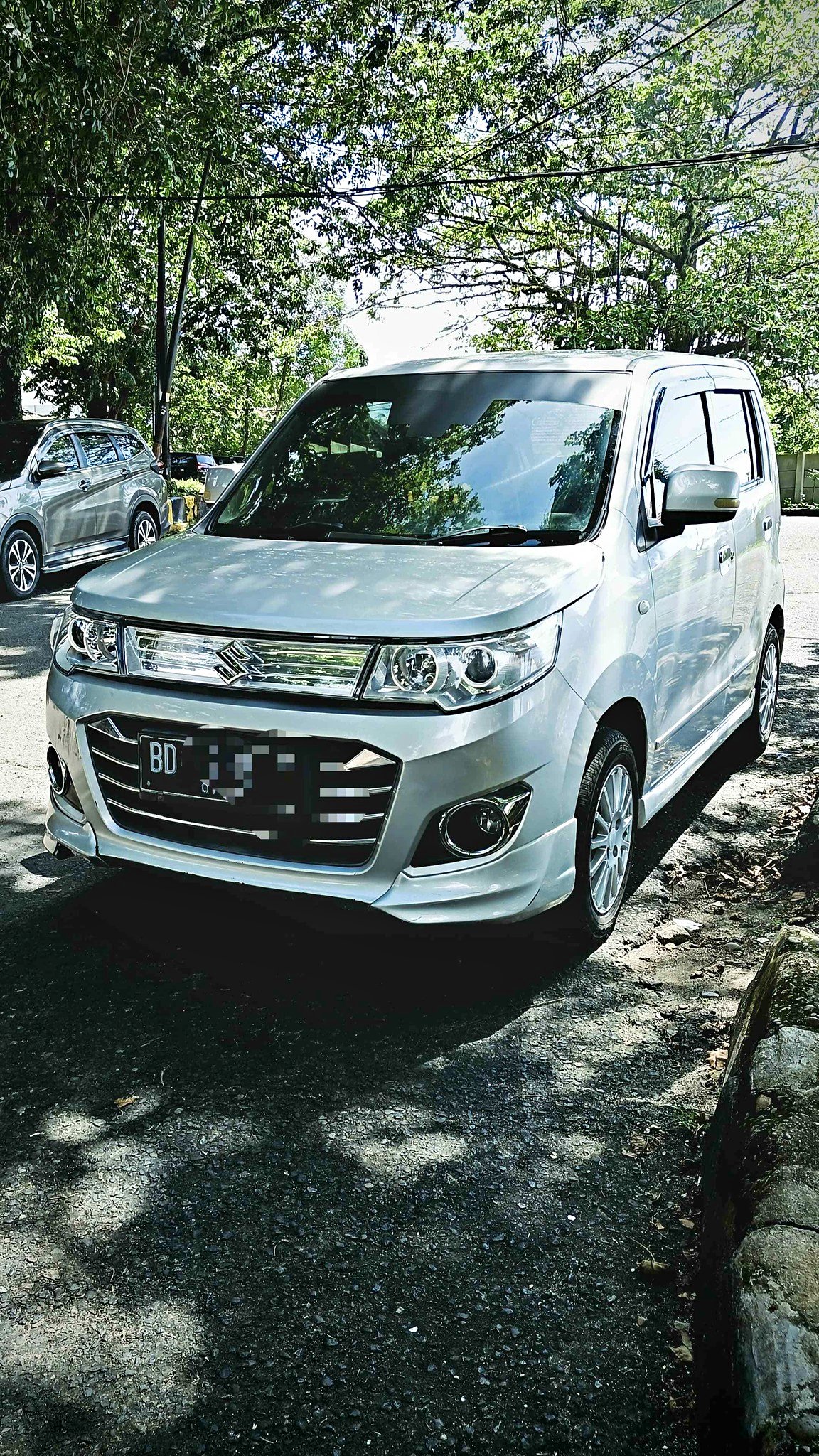 Suzuki karimun wagon R type GS tertinggi full body kit cakep, persiapan ...