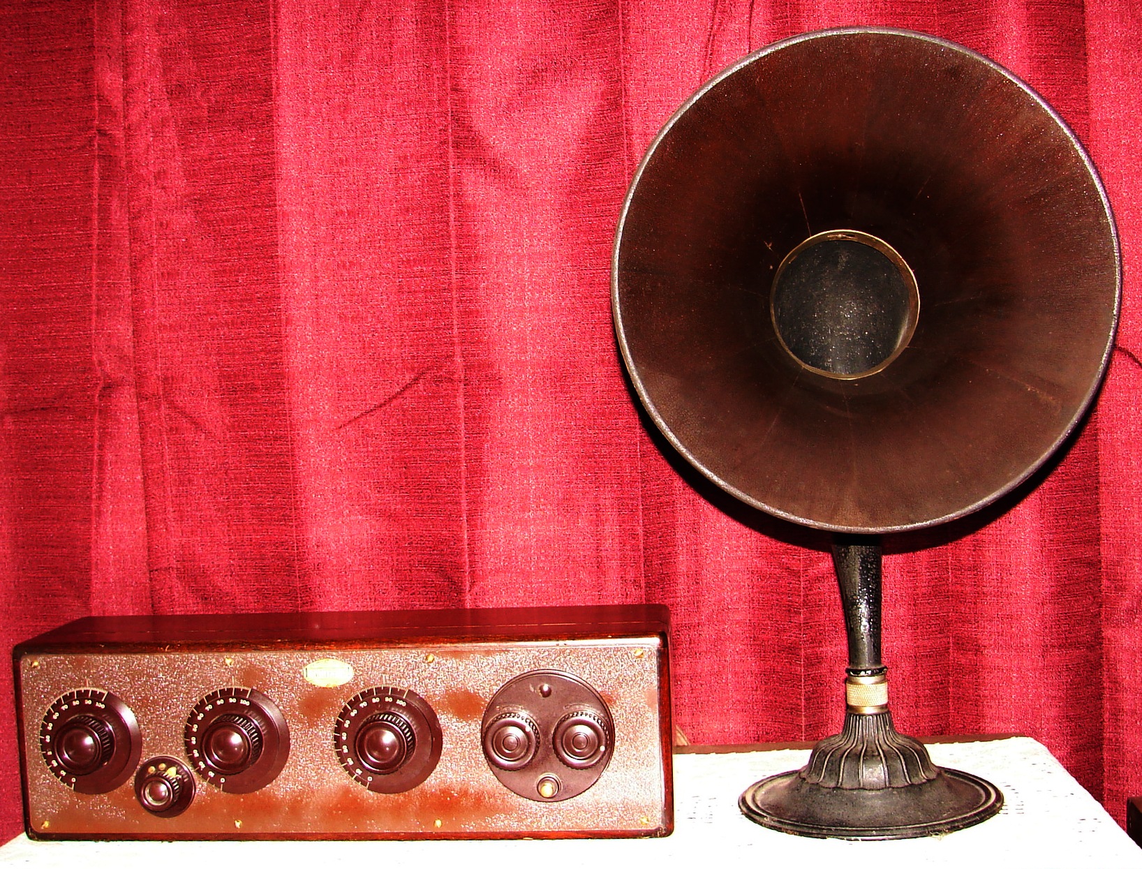 Restored Atwater Kent Model 20 radio