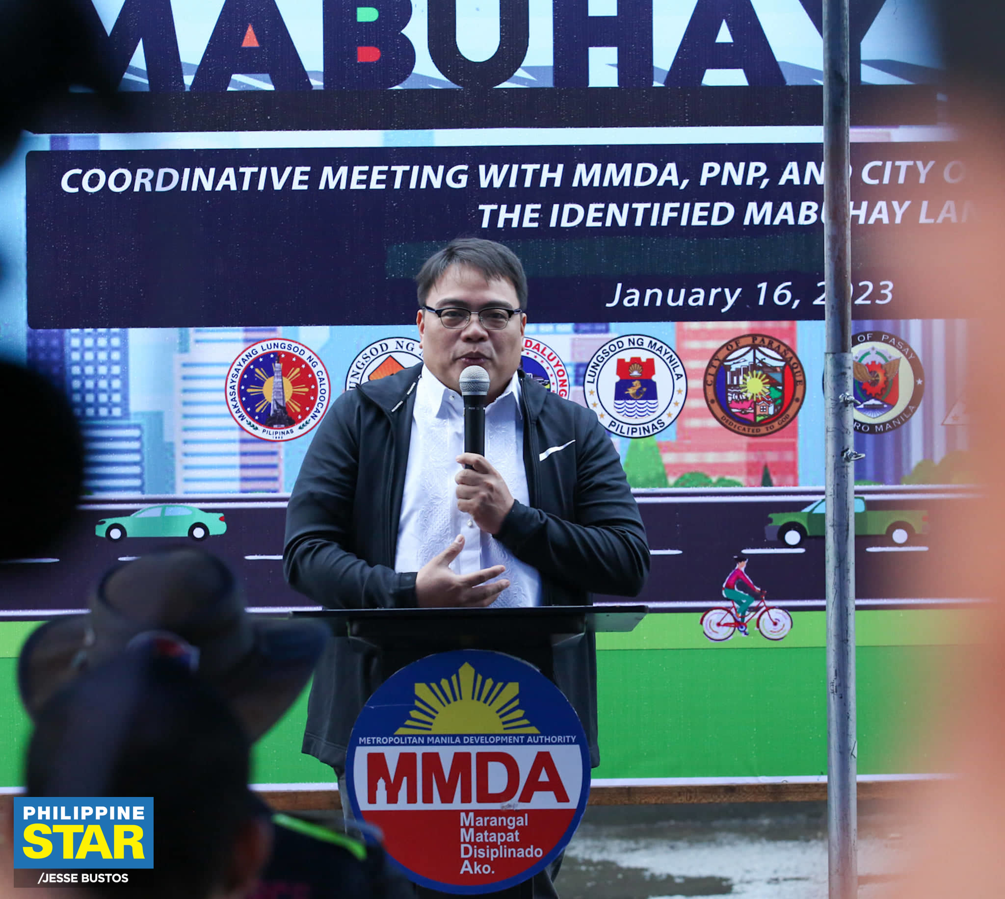 Philippine Star - MMDA Acting Chairman Don Artes leads the...