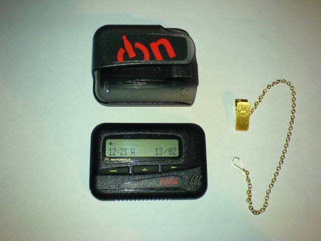 Retro 70's 80's 90's - El beeper, muy popular a principios de los 90's ...