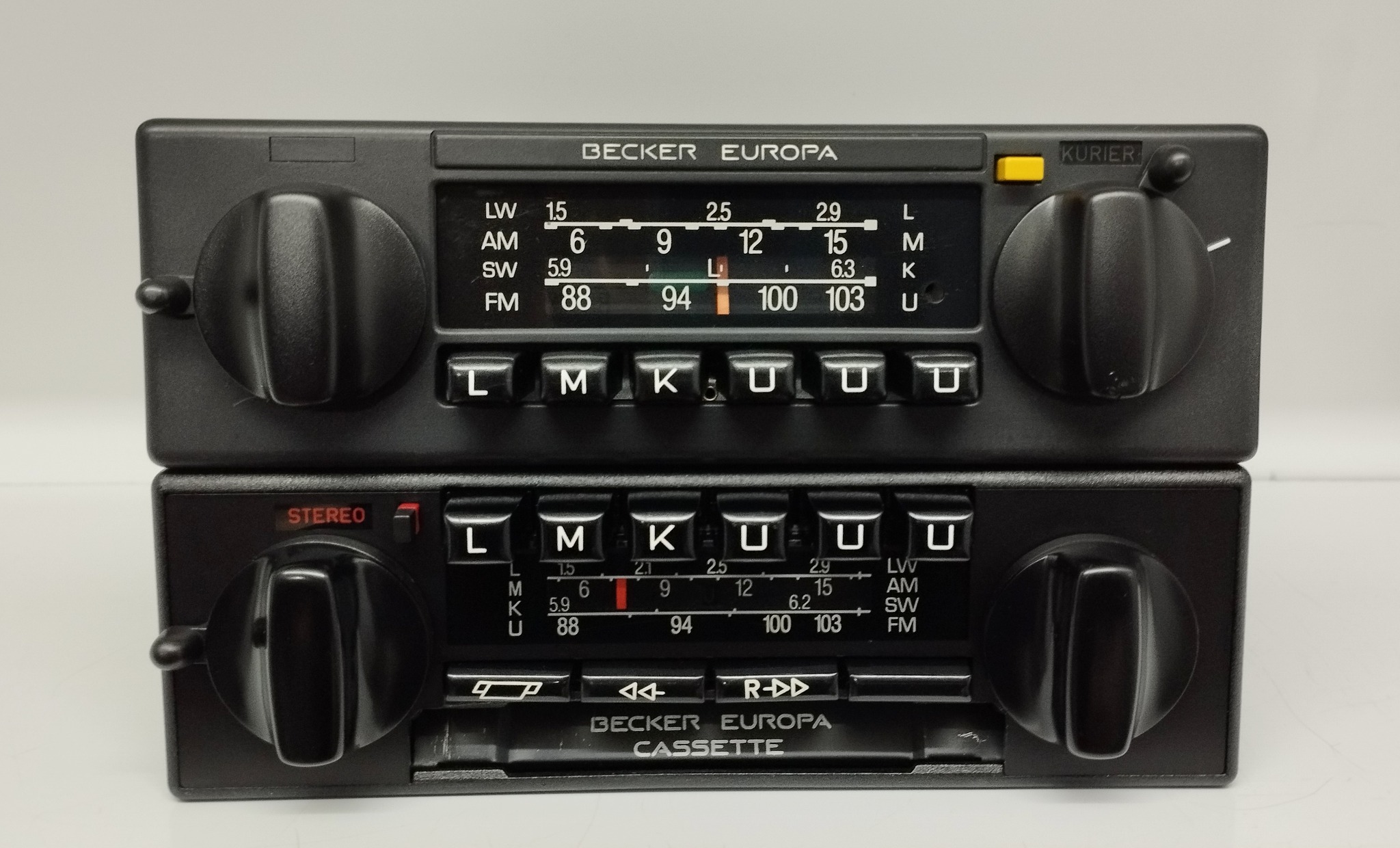Offered Becker Europa Kurier, factory radio for Mercedes w123 and