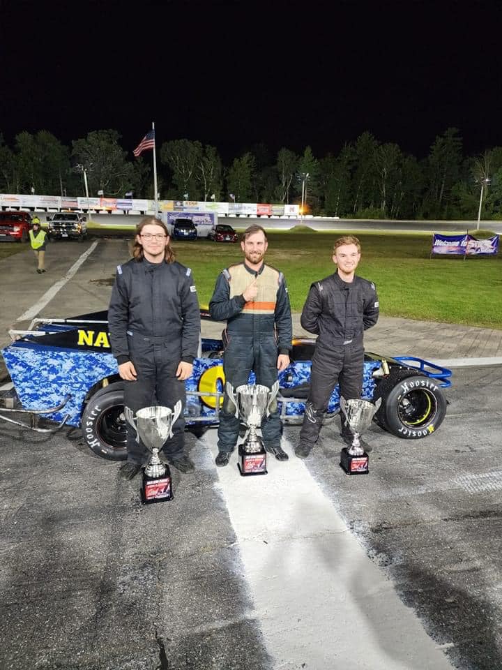 Pro-4 Modifieds - 📣 Don’t let the Defending champ get hot...