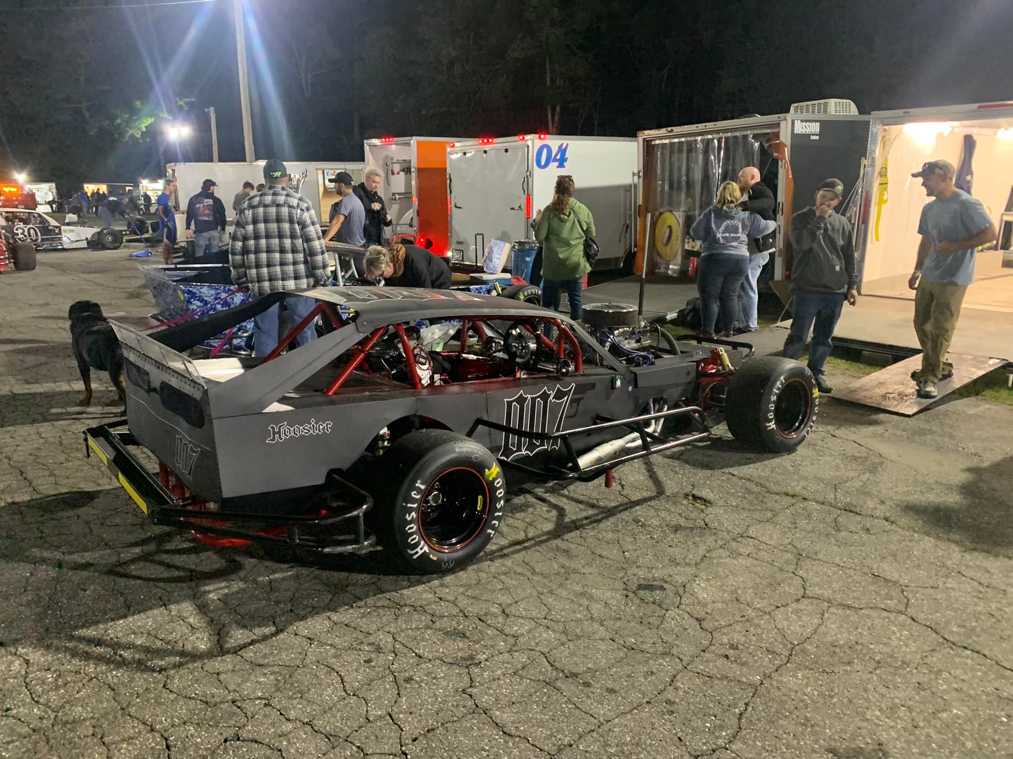 Pro-4 Modifieds - 📣 Don’t let the Defending champ get hot...