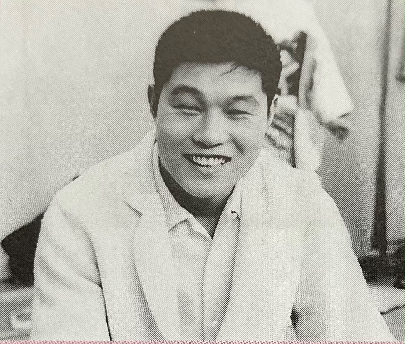鈴木ヤスシ 1941~ 1953年に劇団に入団。1957年に『背番号16－川上哲治