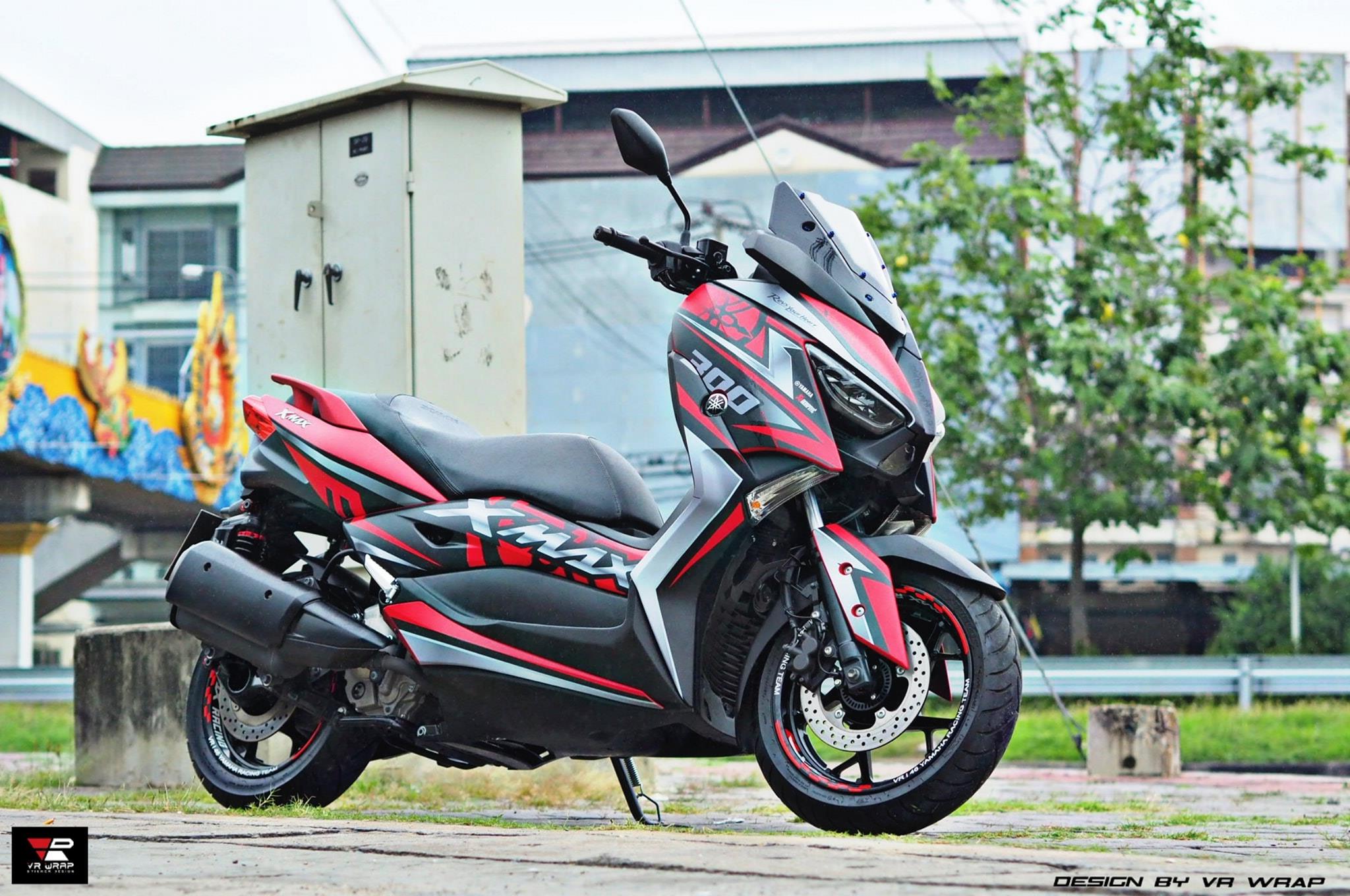 VR Wrap - Yamaha Xmax 300 Racing Concept ติดตั้งสติ๊กเกอร์...