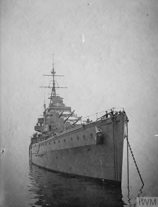 Forces De La Vaillance – HMS Hood 1/700 – Croiseur Royal Navy – Maquette Métal/Plastique – Mai 1941