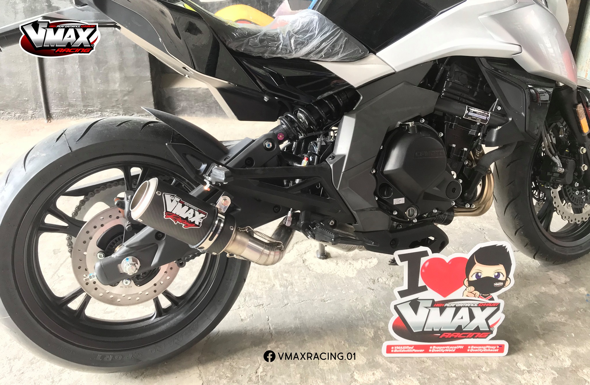 VMAX Racing - #FeaturedBike| CFMoto 400NK with our...