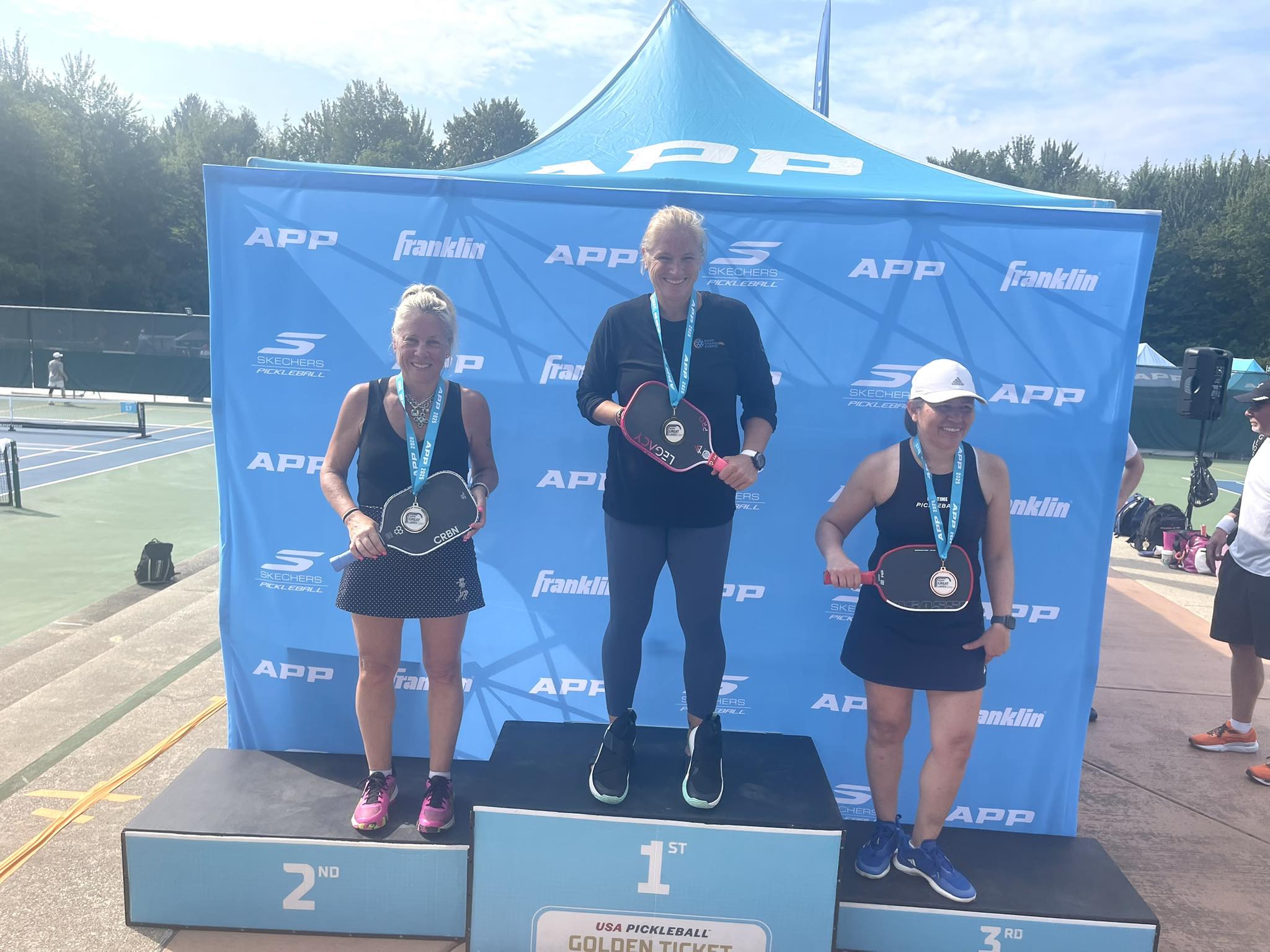 Lee Whitwell and Jamie Oncins win mixed doubles gold at Sacramento