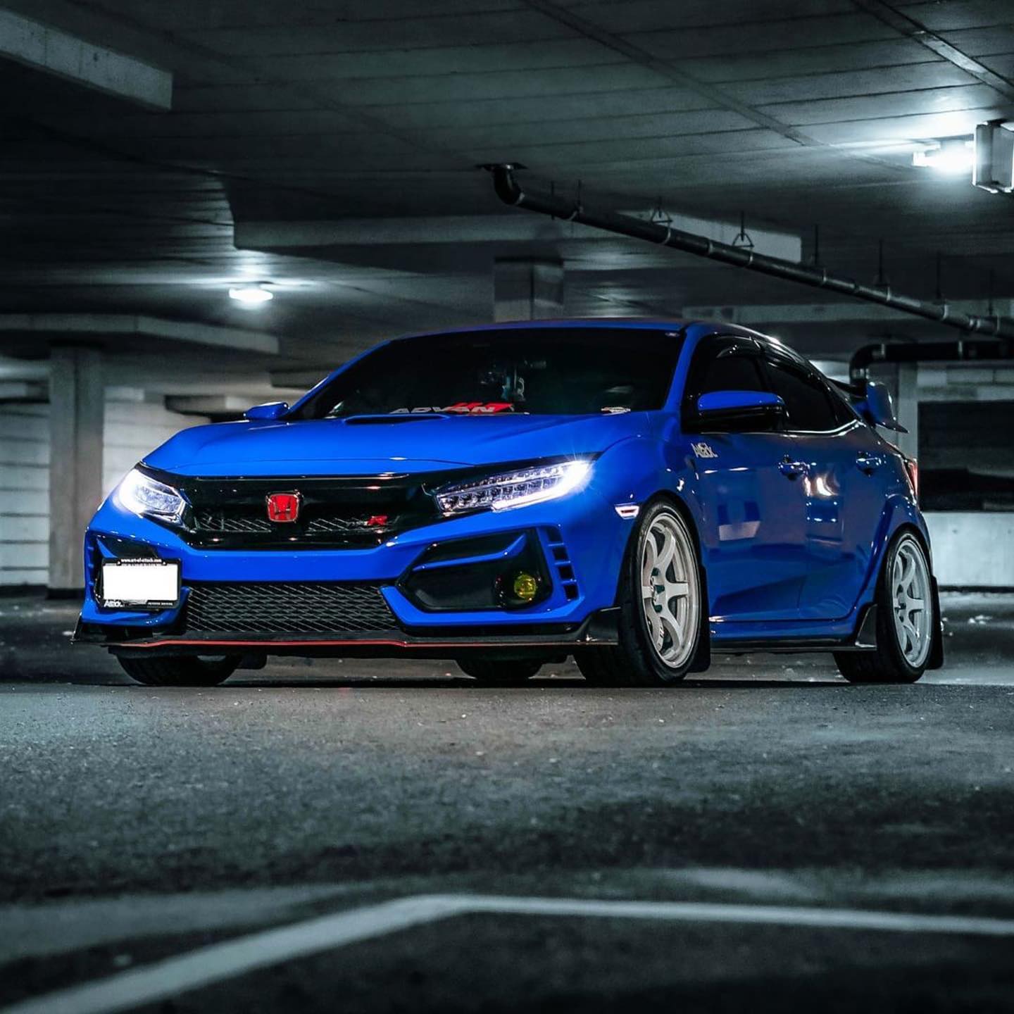 RAYS Wheels USA - HONDA Civic Type R on gramLIGHTS 57DR ⚪️...