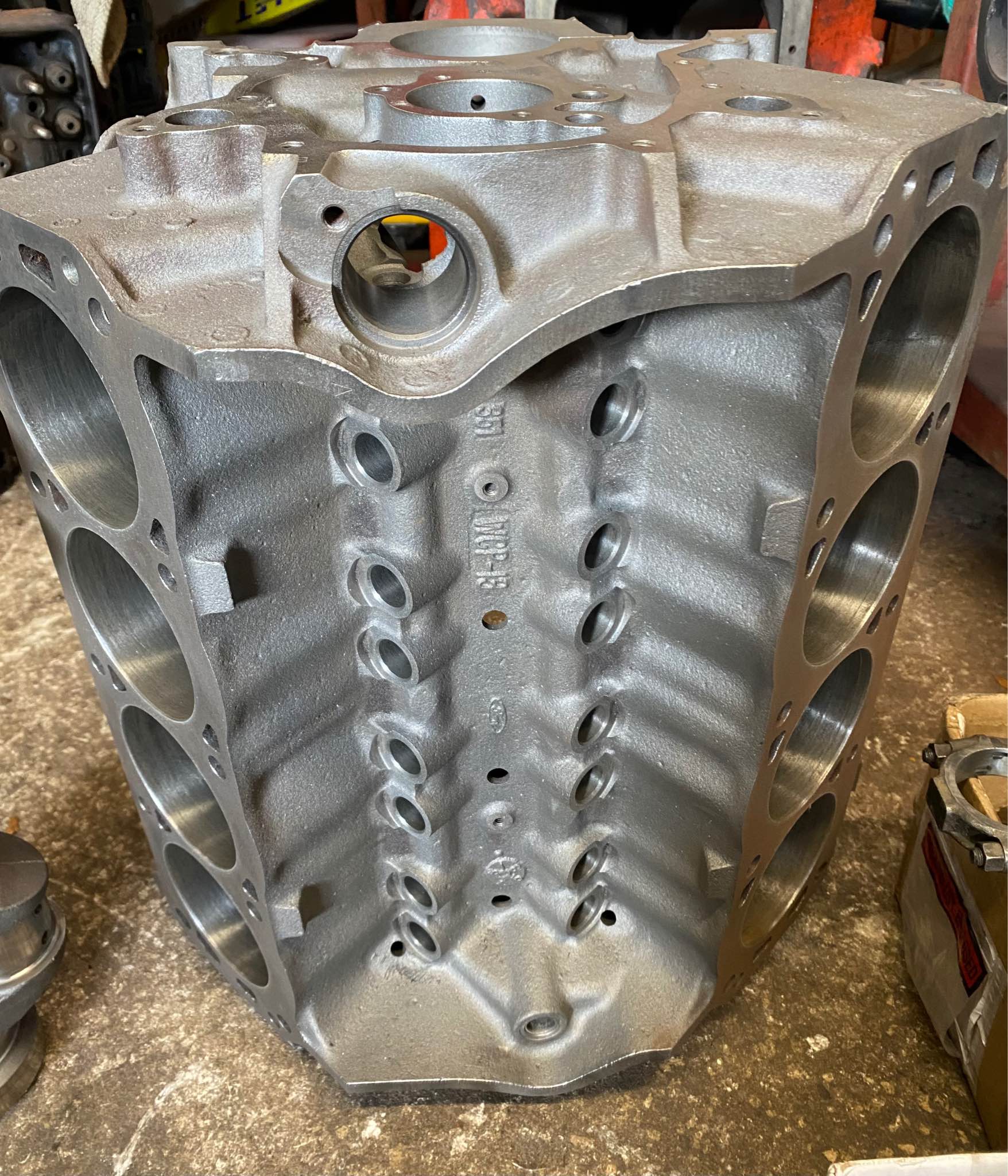 Ford 351W Roller Block, Crankshaft and Rods - Car Engines & Engine ...