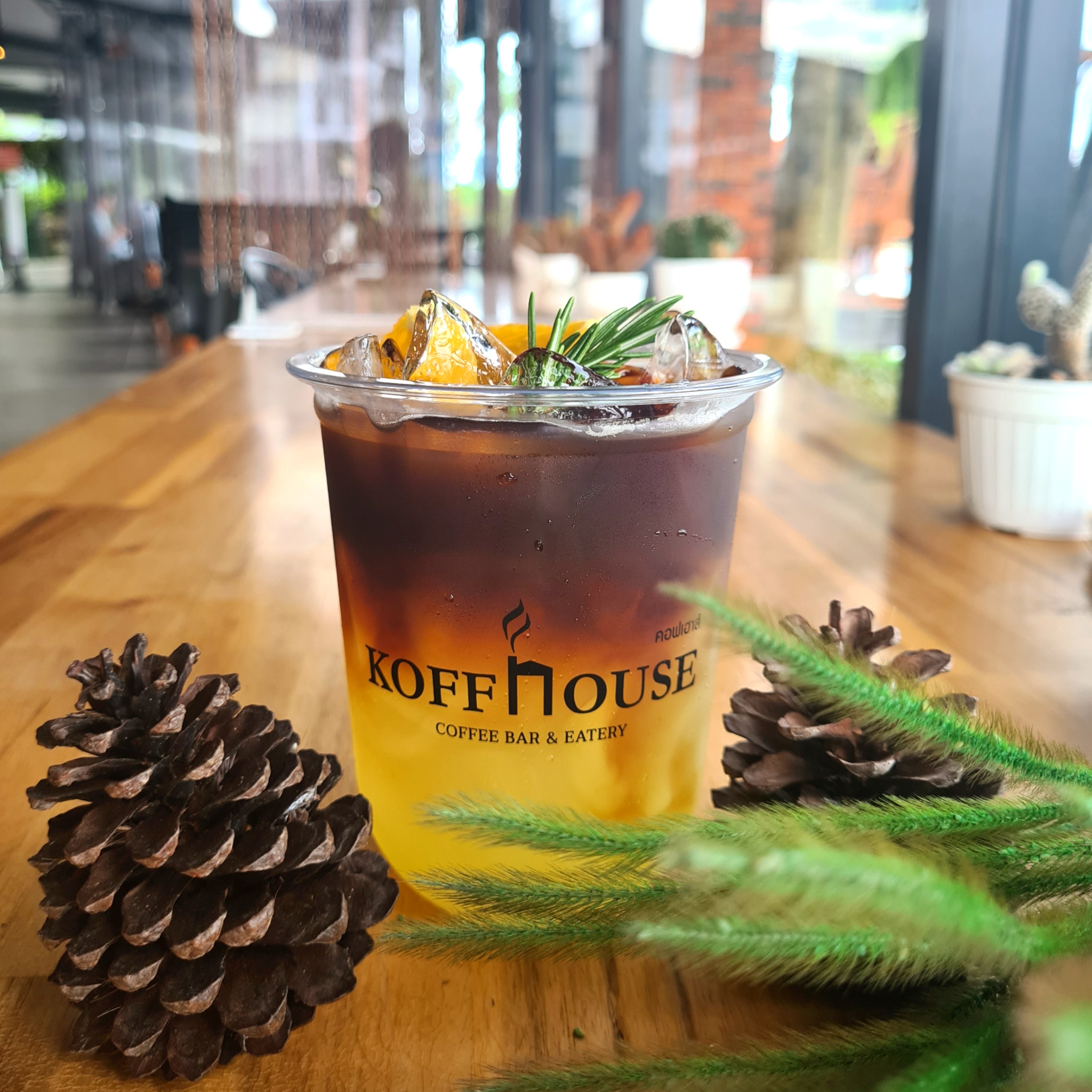 อเมริกาโน่ส้มยูซุ 🍊... - Koff House Coffee Bar&Eatery | Facebook