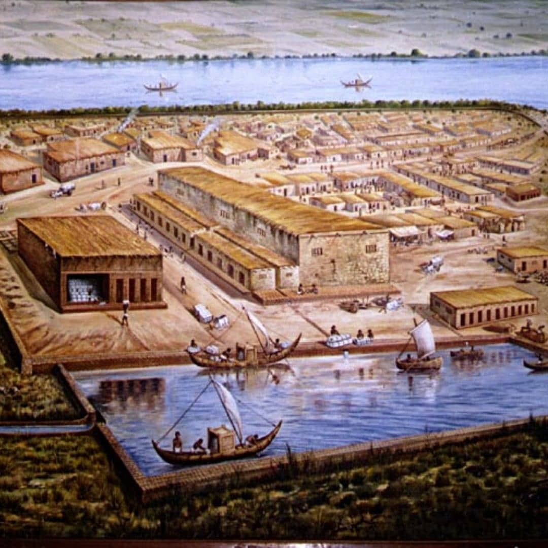 पेशवे - Peshwe - This picture is the archaeological reconstruction of ...