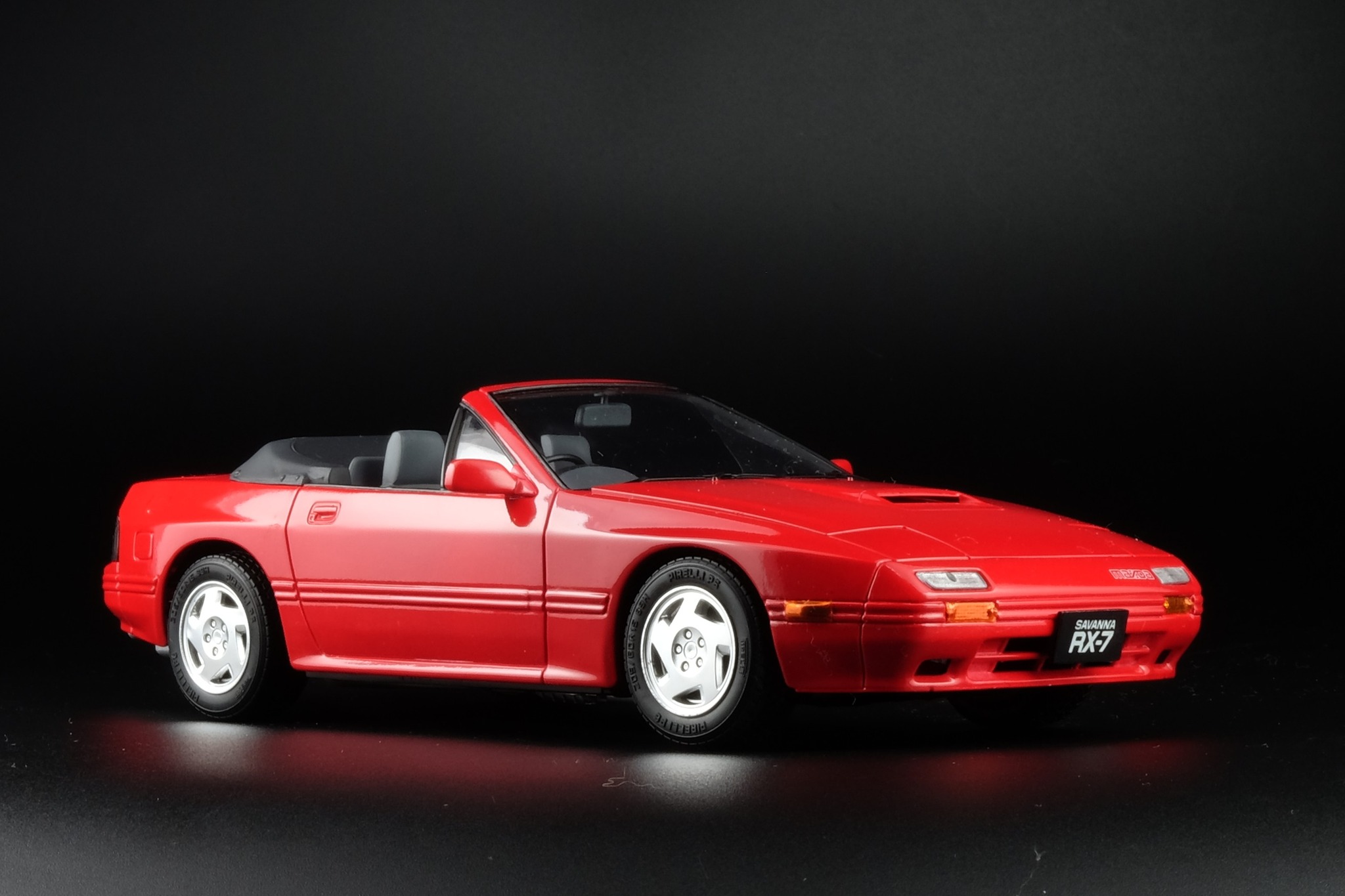 ご覧いただきありがとうございます。 積みの中からタミヤのRX-7