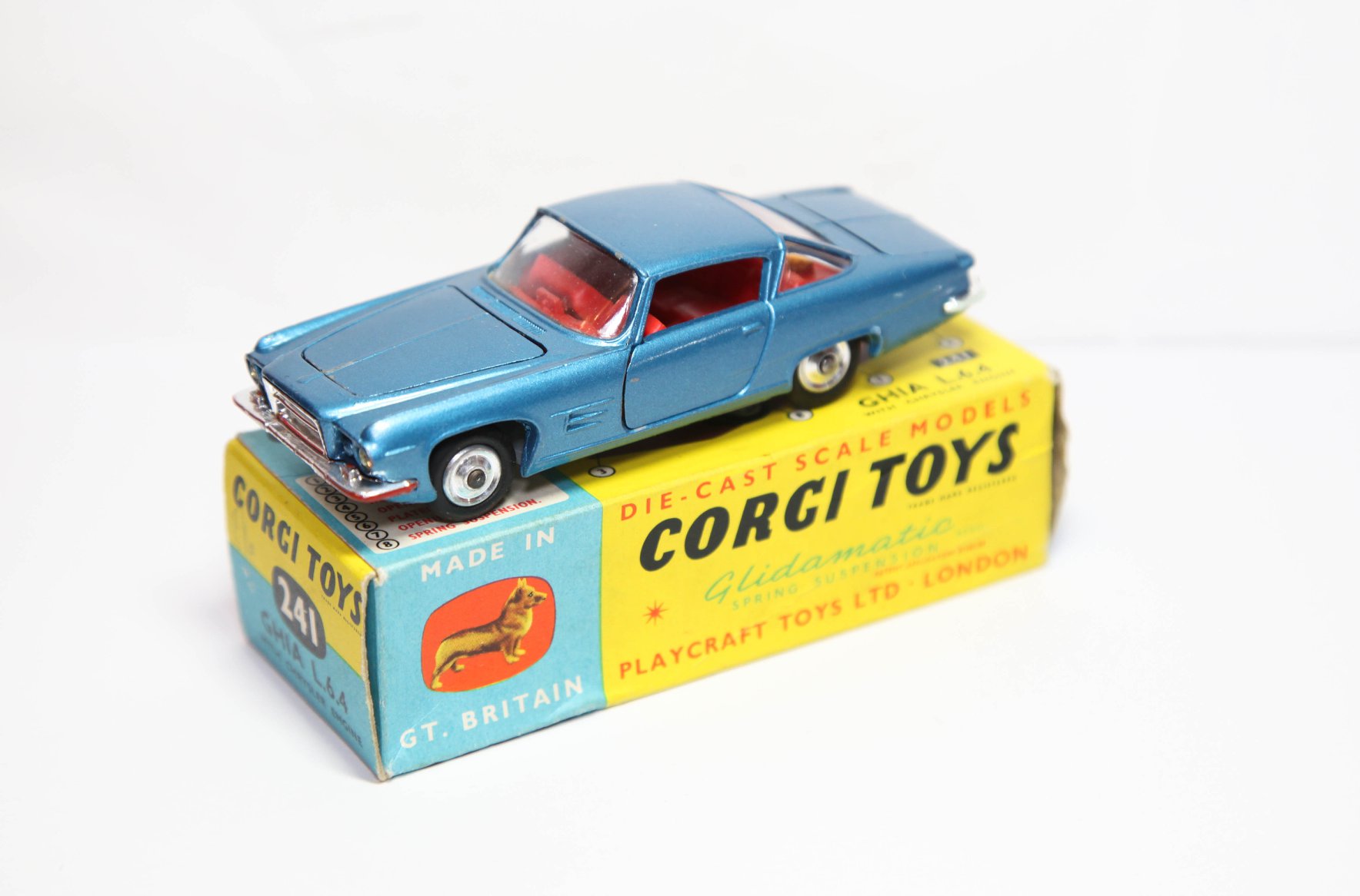 CORGI コーギー ミニカー GHIA L6.4 WITH CHRER CORGI コーギー