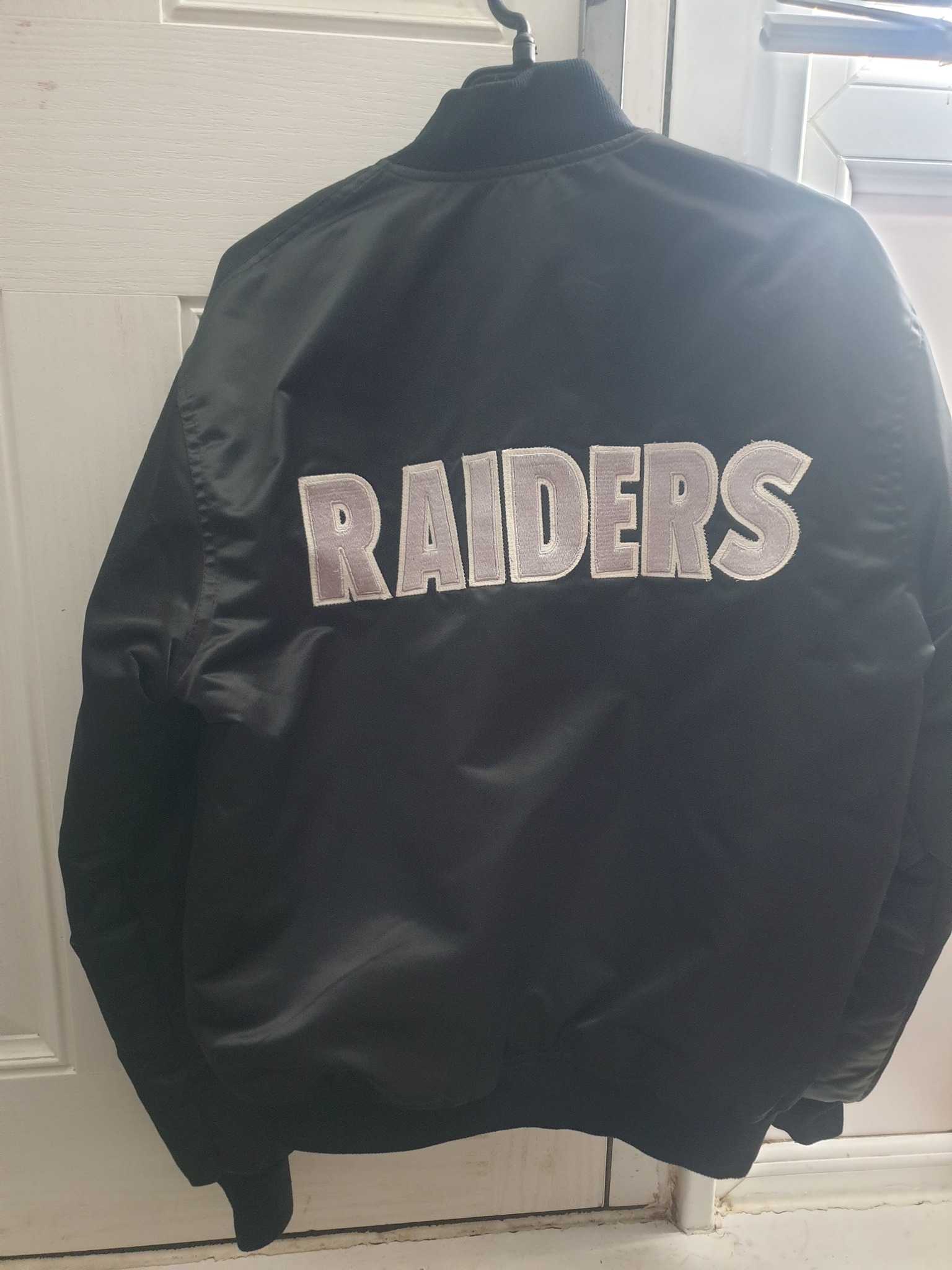 HELP NEEDED iv come across this LA raiders bomber jacket from the 